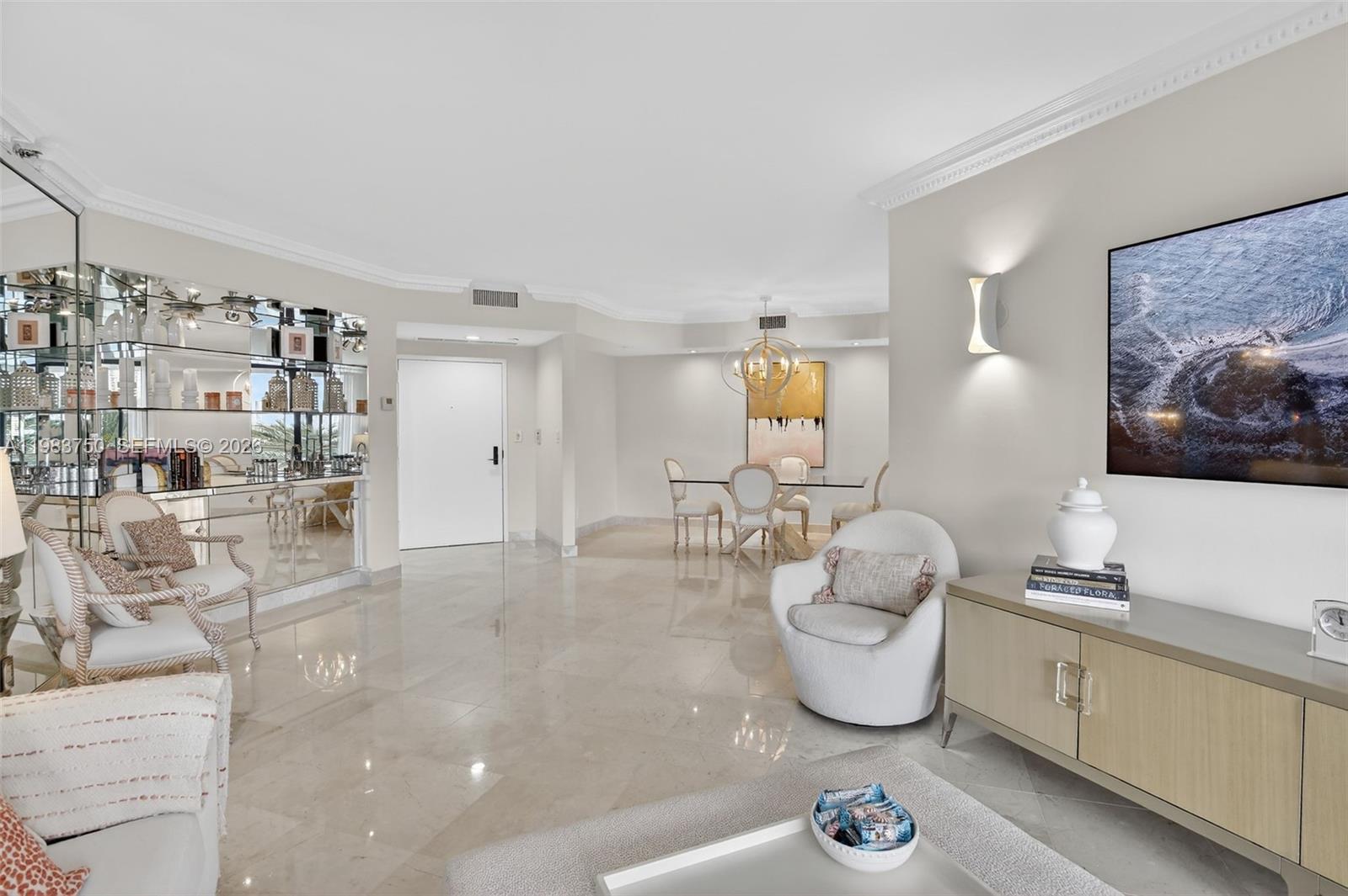 2800 Island Boulevard