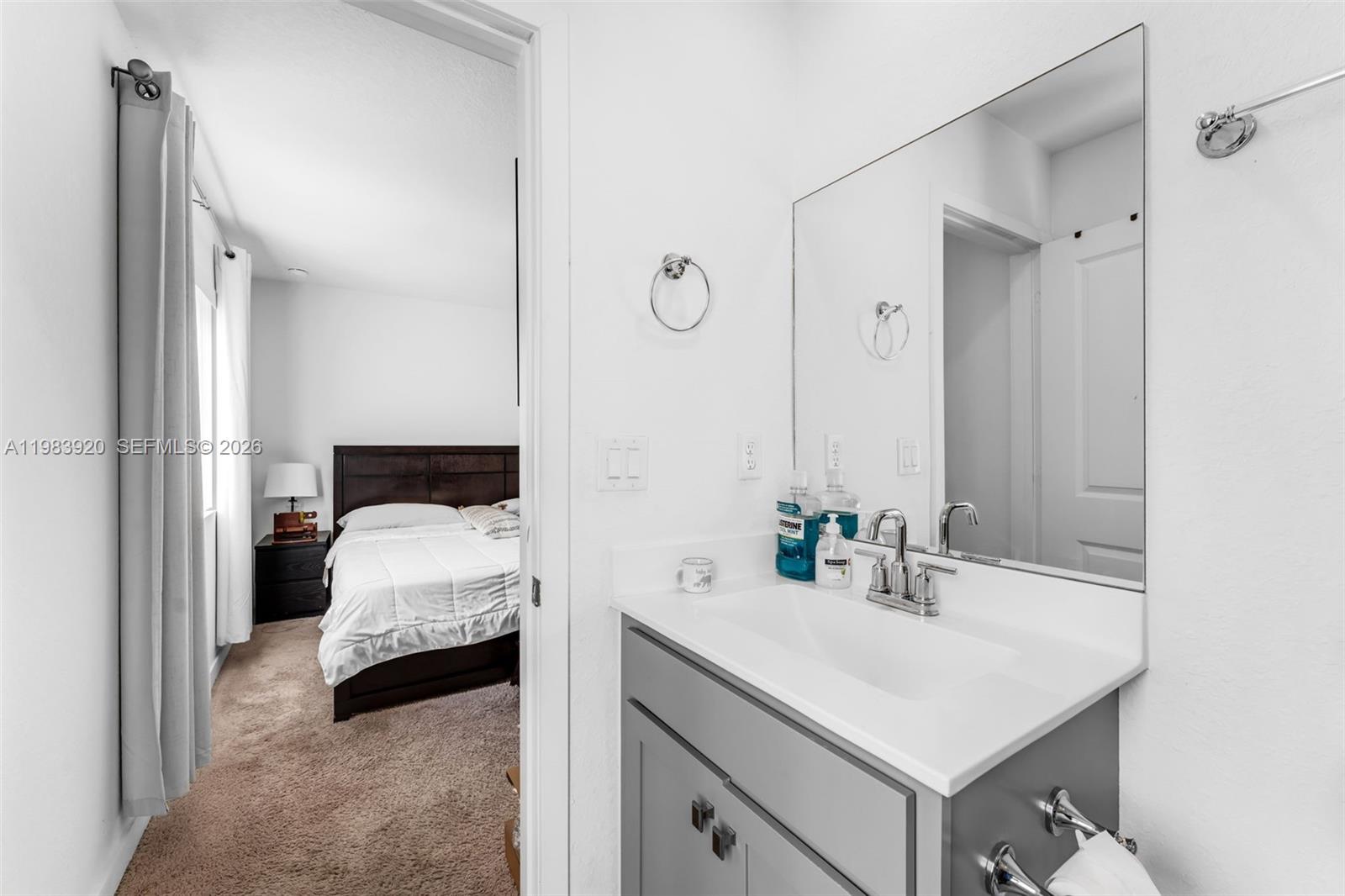 1056 SE 24th Avenue