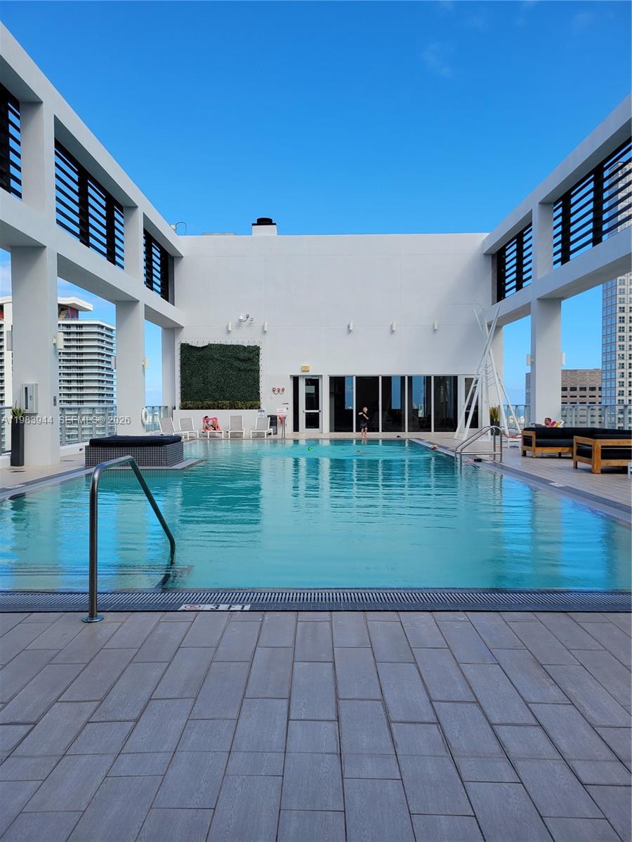 151 SE 1st Street