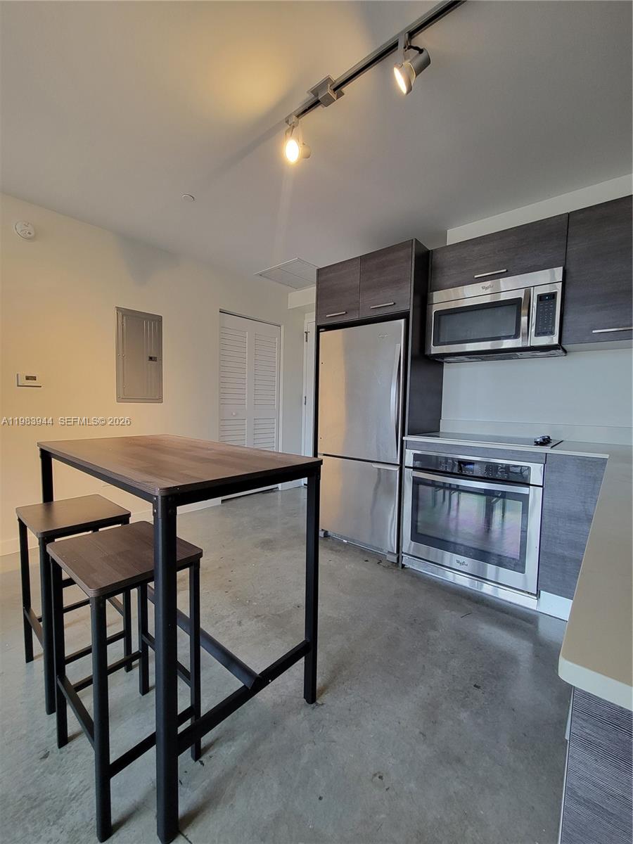 151 SE 1st Street