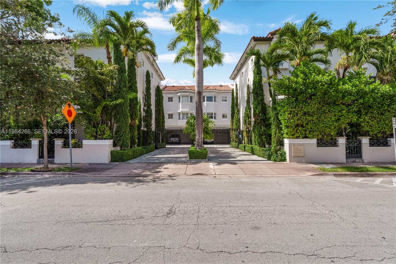 261 Navarre Avenue