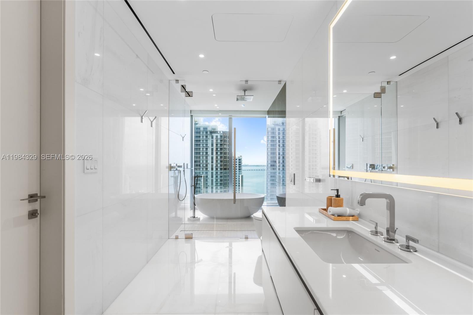 300 Biscayne Boulevard Way
