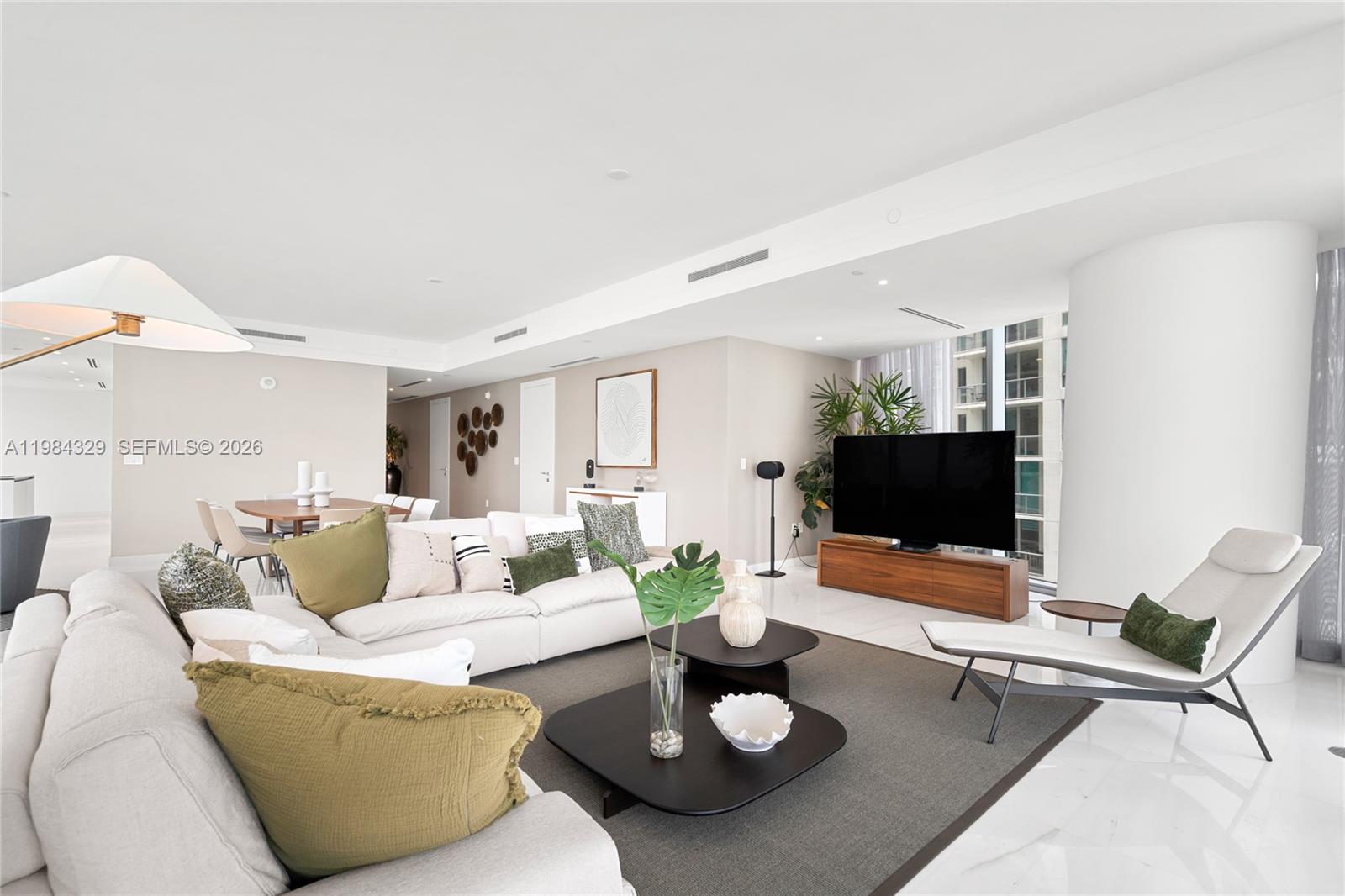 300 Biscayne Boulevard Way
