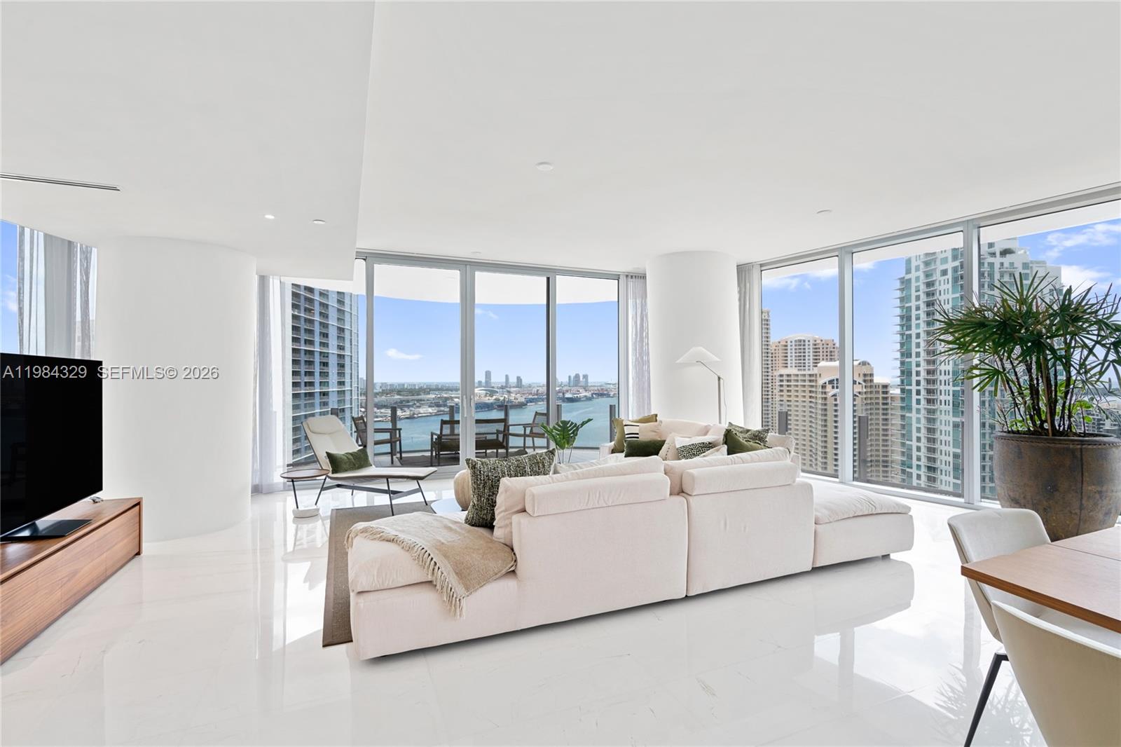 300 Biscayne Boulevard Way
