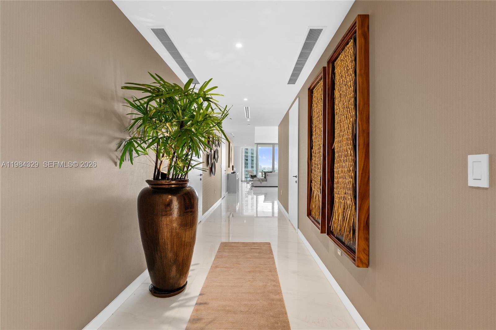 300 Biscayne Boulevard Way