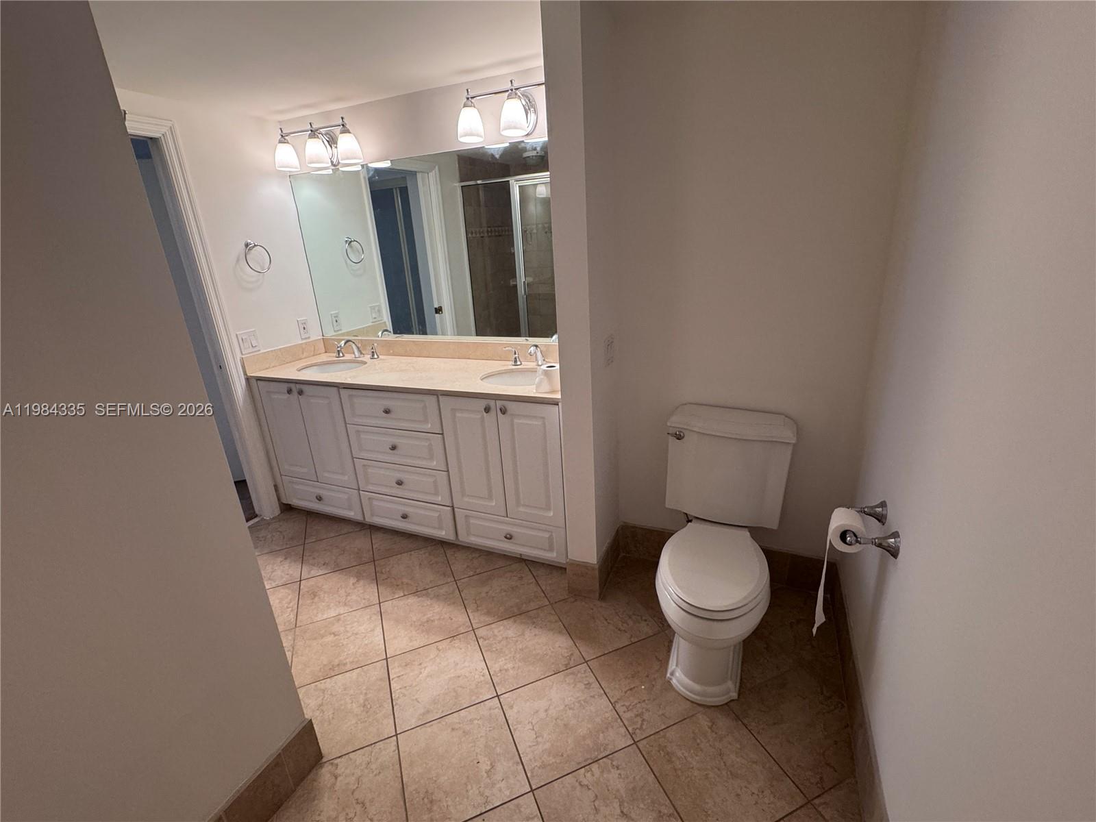 3610 Yacht Club Drive
