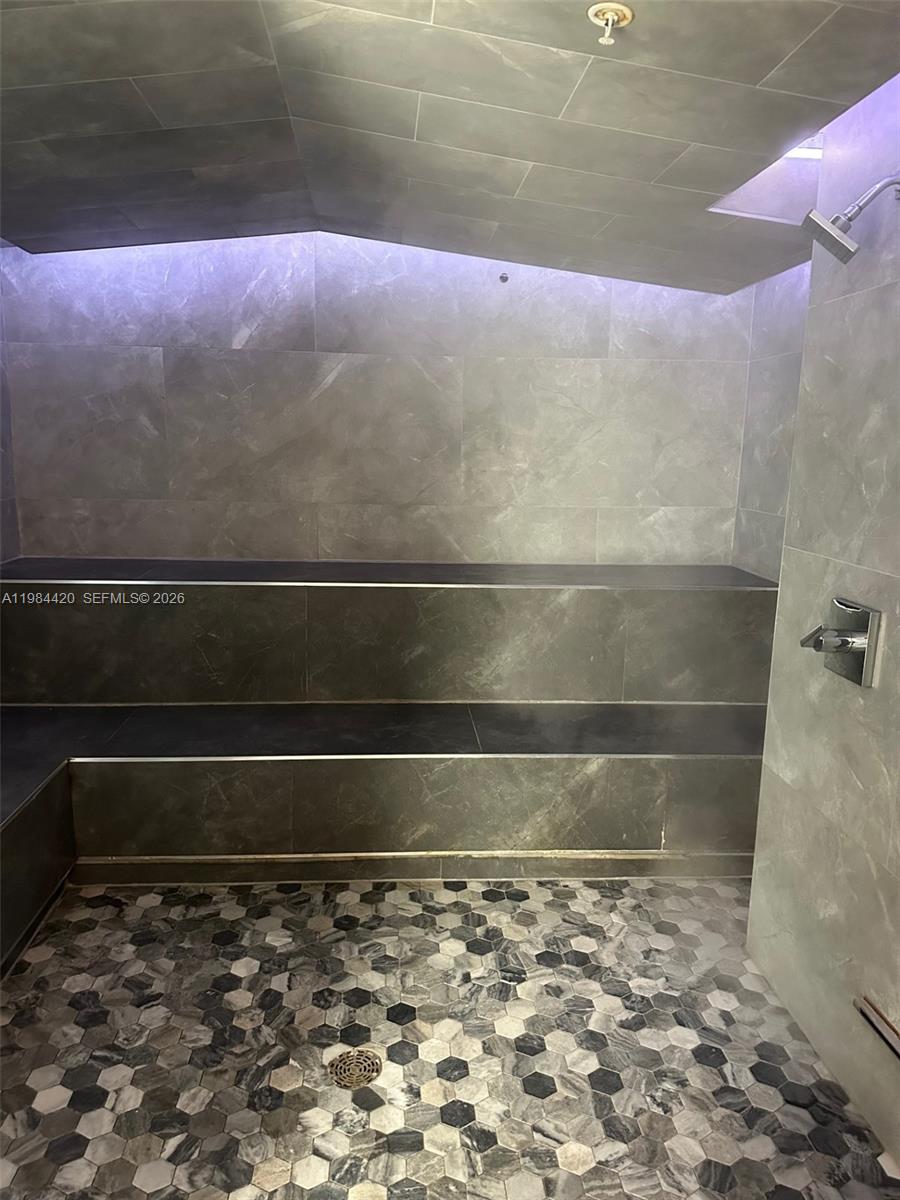 31 SE 5th Street