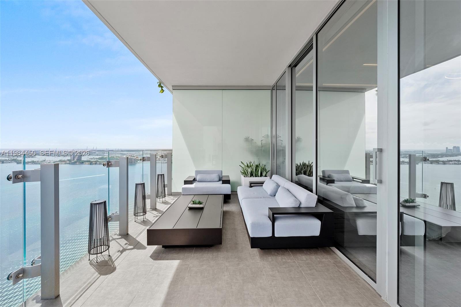 700 NE 26th Terrace