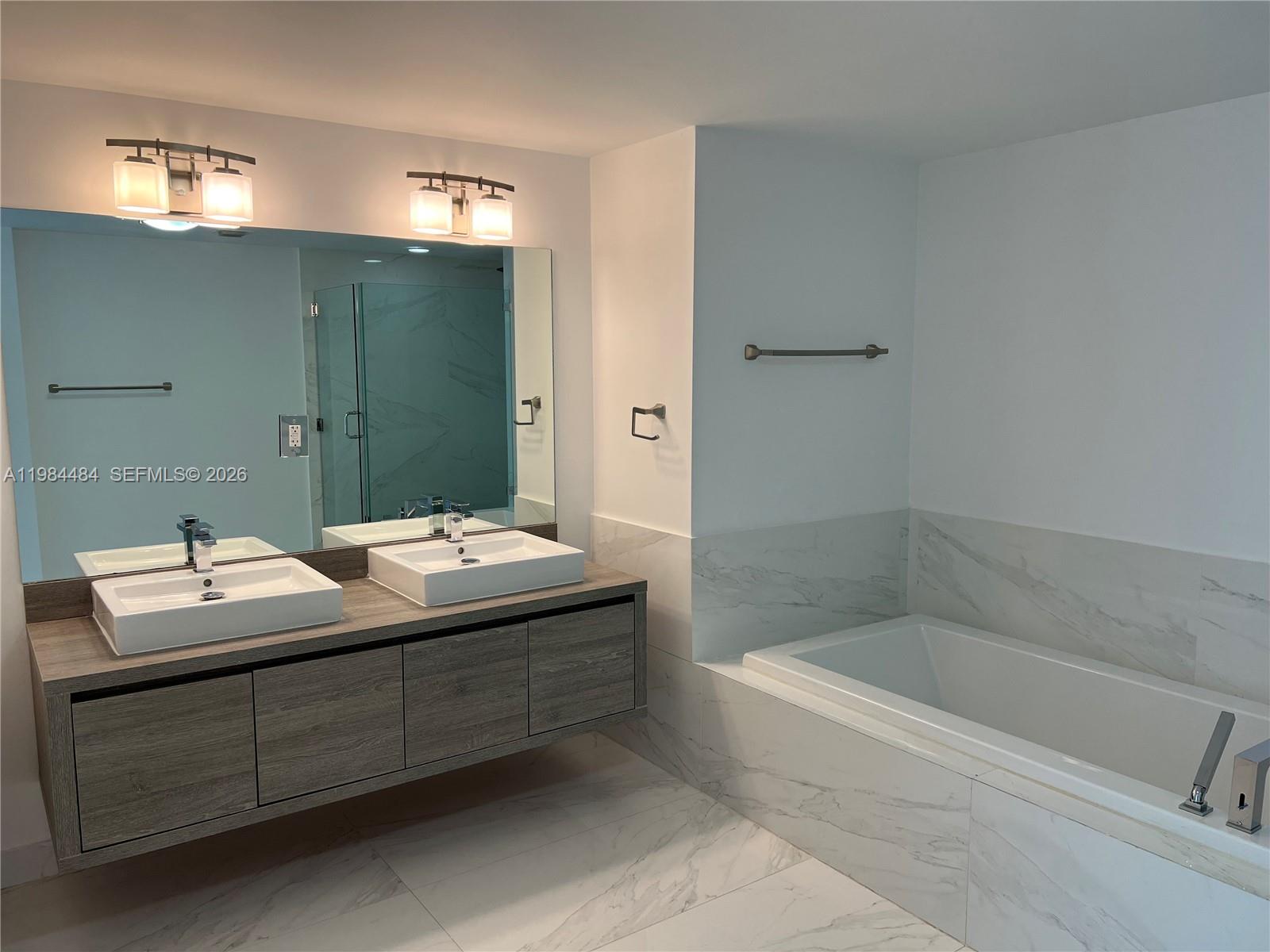 400 Sunny Isles Boulevard