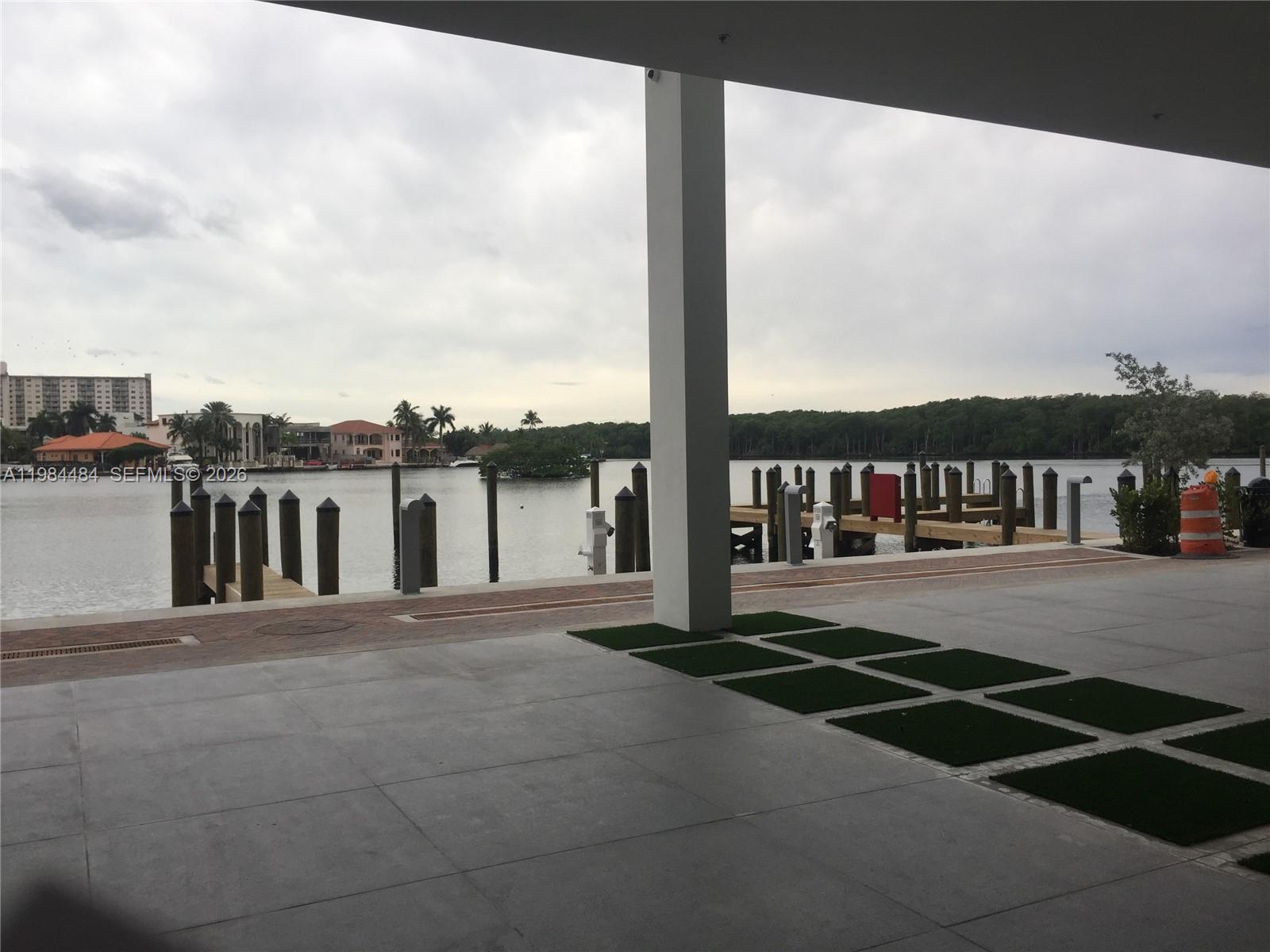 400 Sunny Isles Boulevard