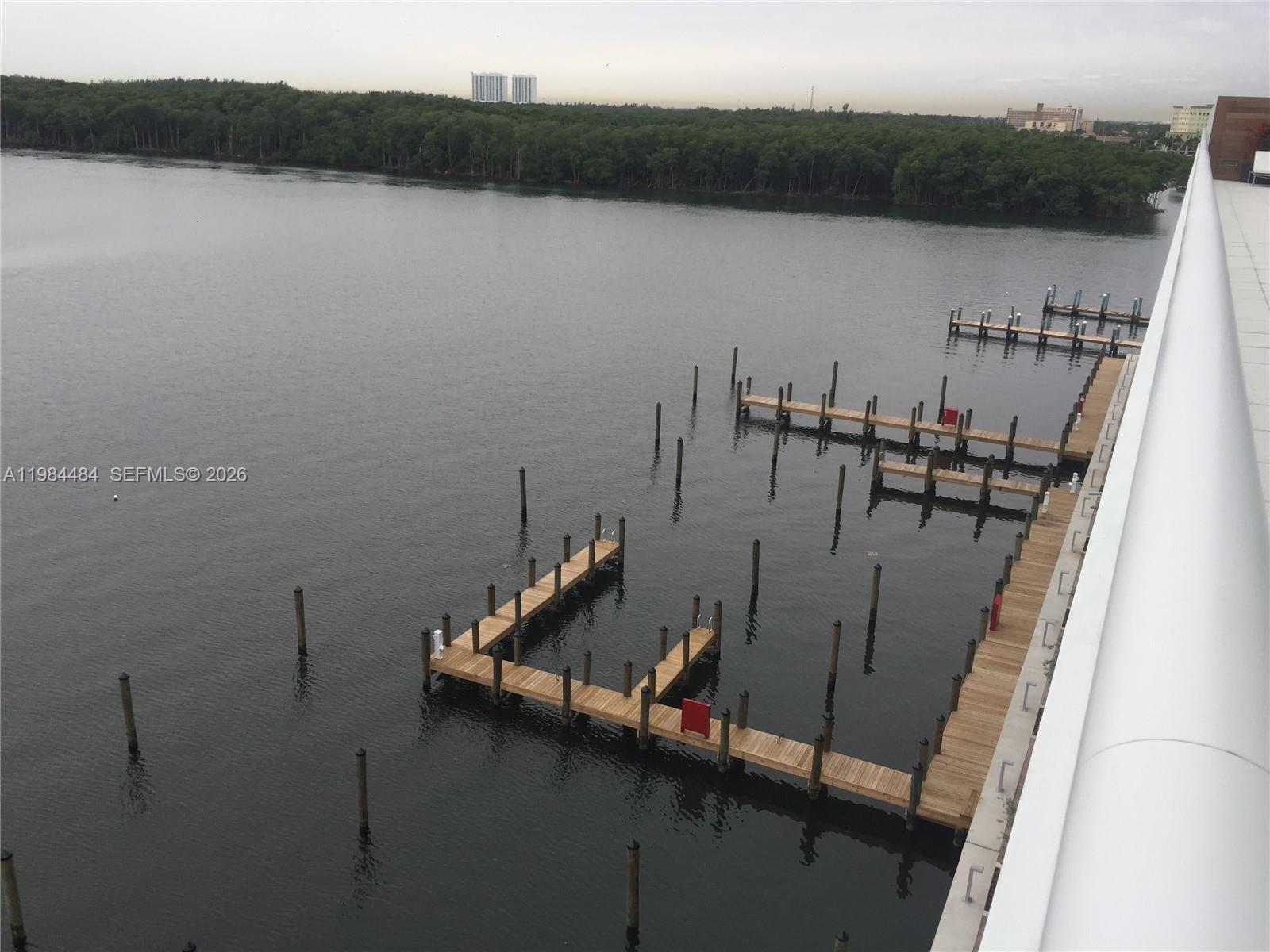 400 Sunny Isles Boulevard