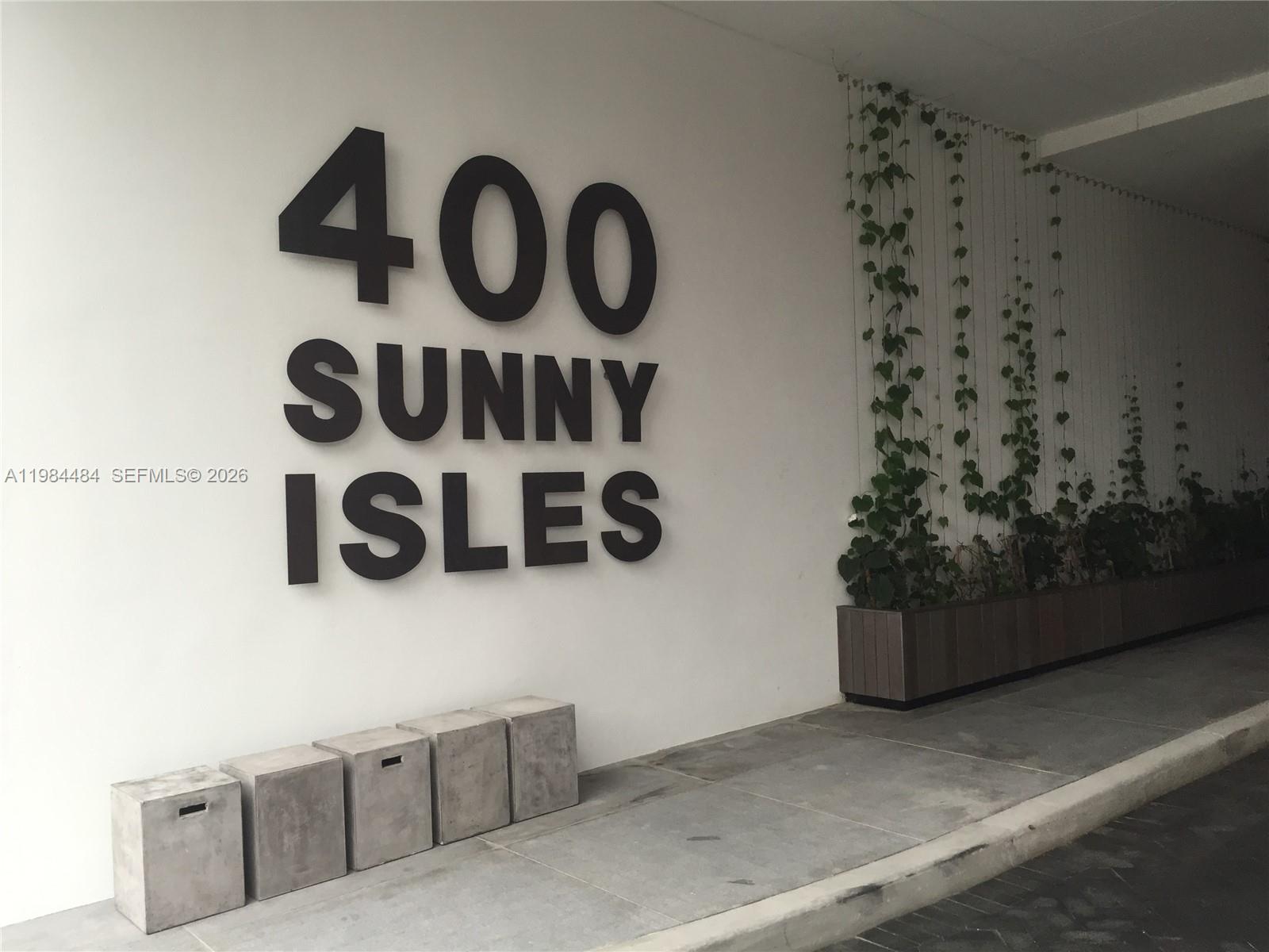 400 Sunny Isles Boulevard