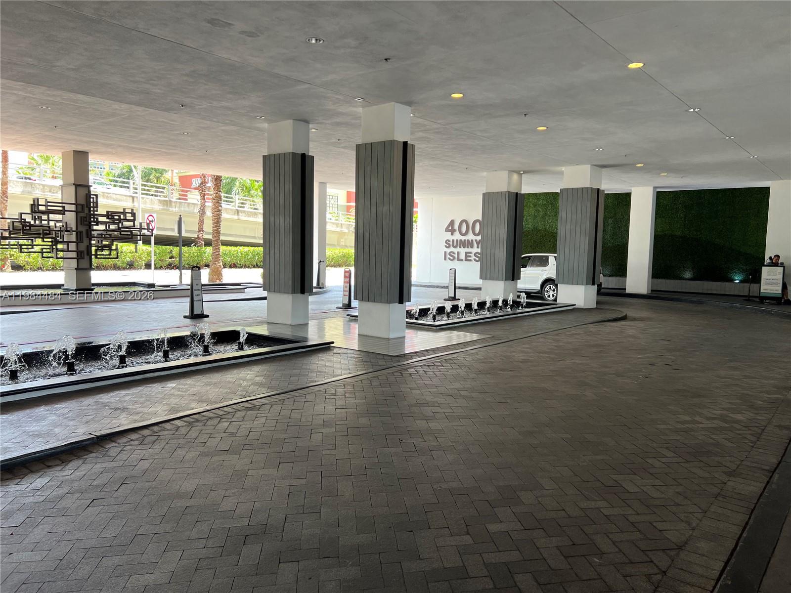 400 Sunny Isles Boulevard