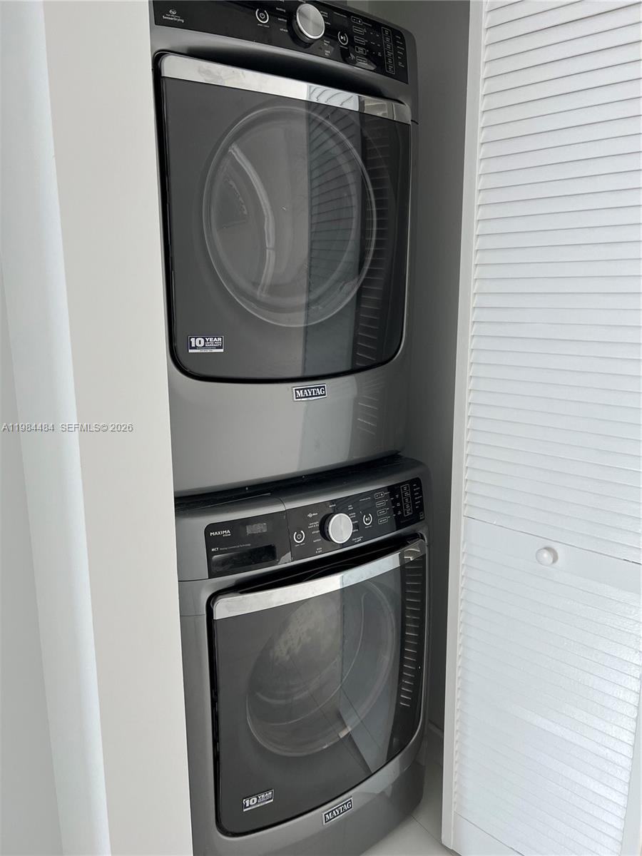 400 Sunny Isles Boulevard