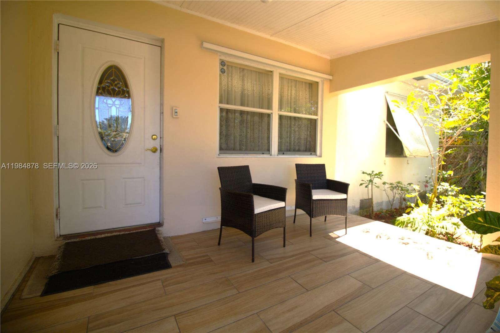 1142 NW 2nd Avenue gallery image #1