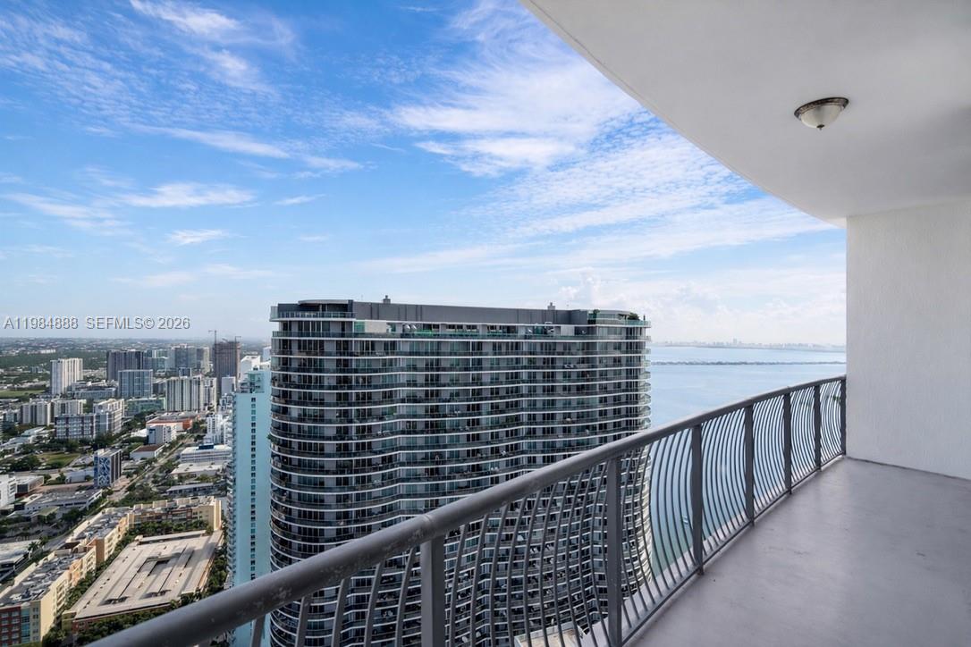 1750 N Bayshore Drive