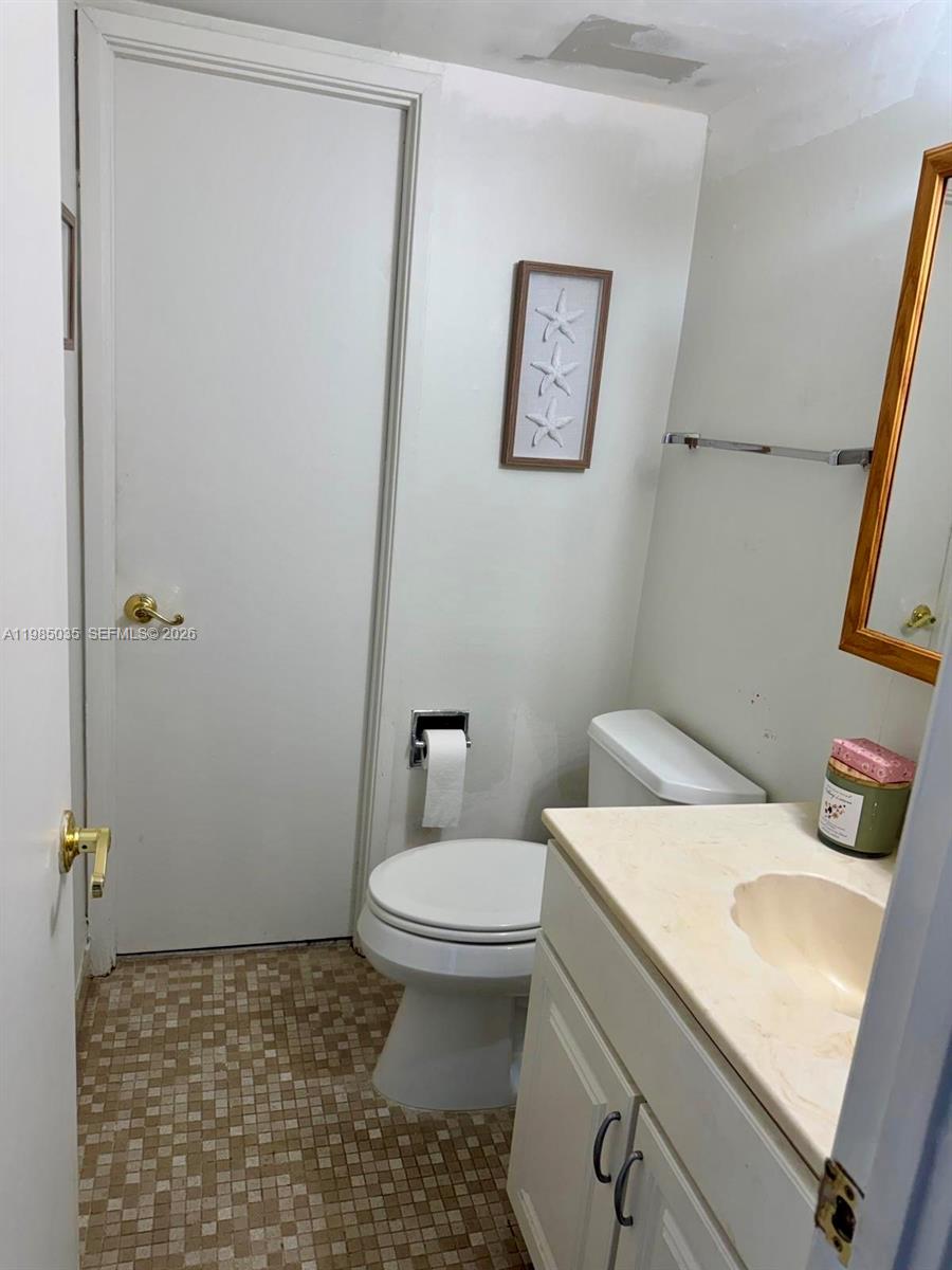 2841 NE 163rd Street