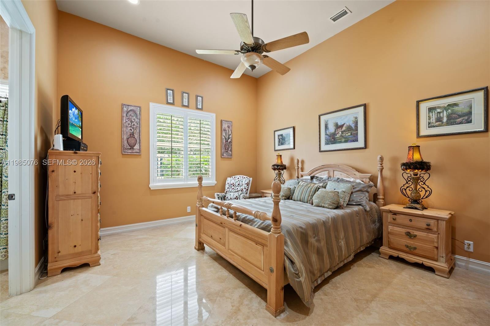 12821 Kapok Lane