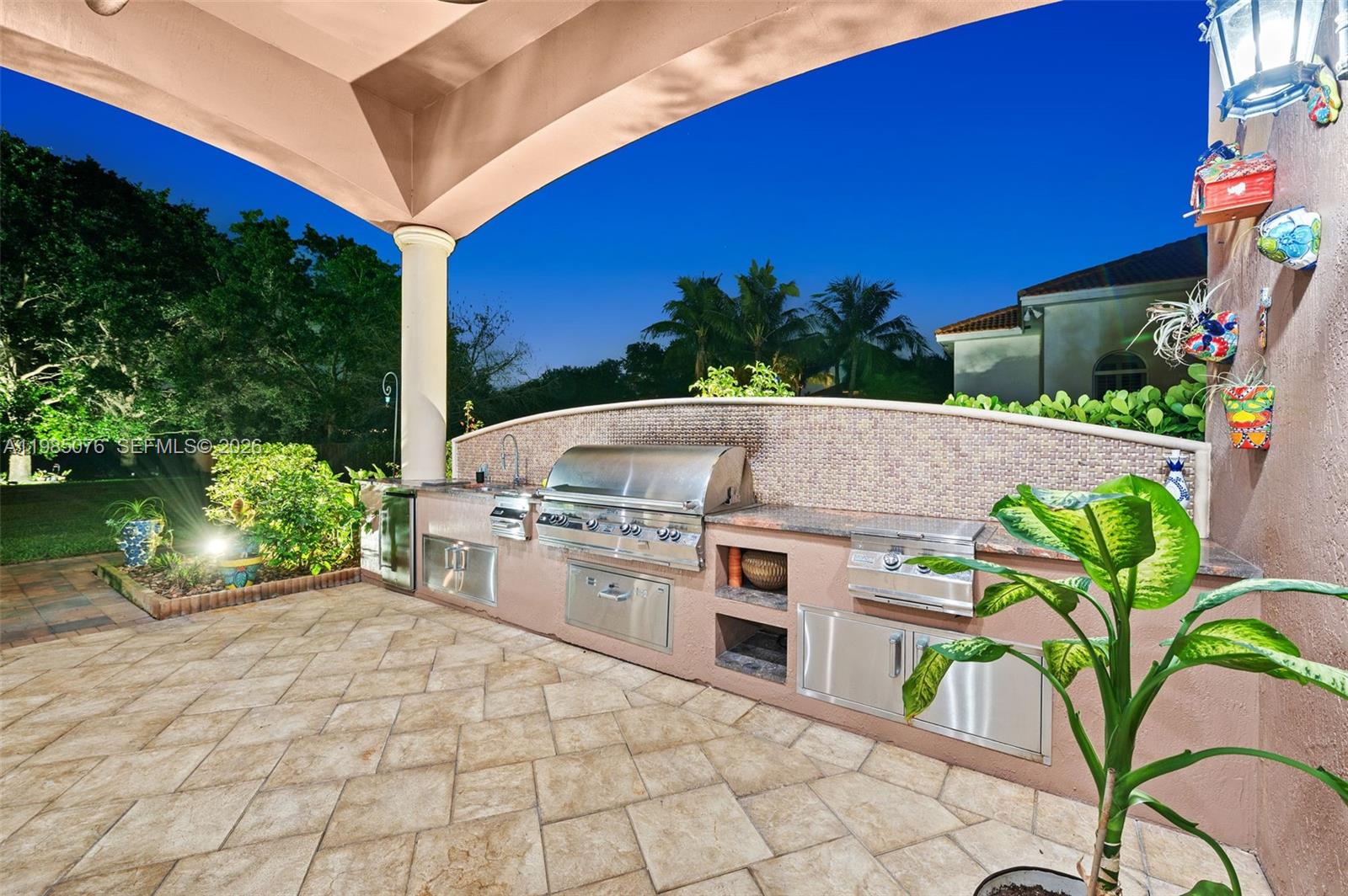 12821 Kapok Lane