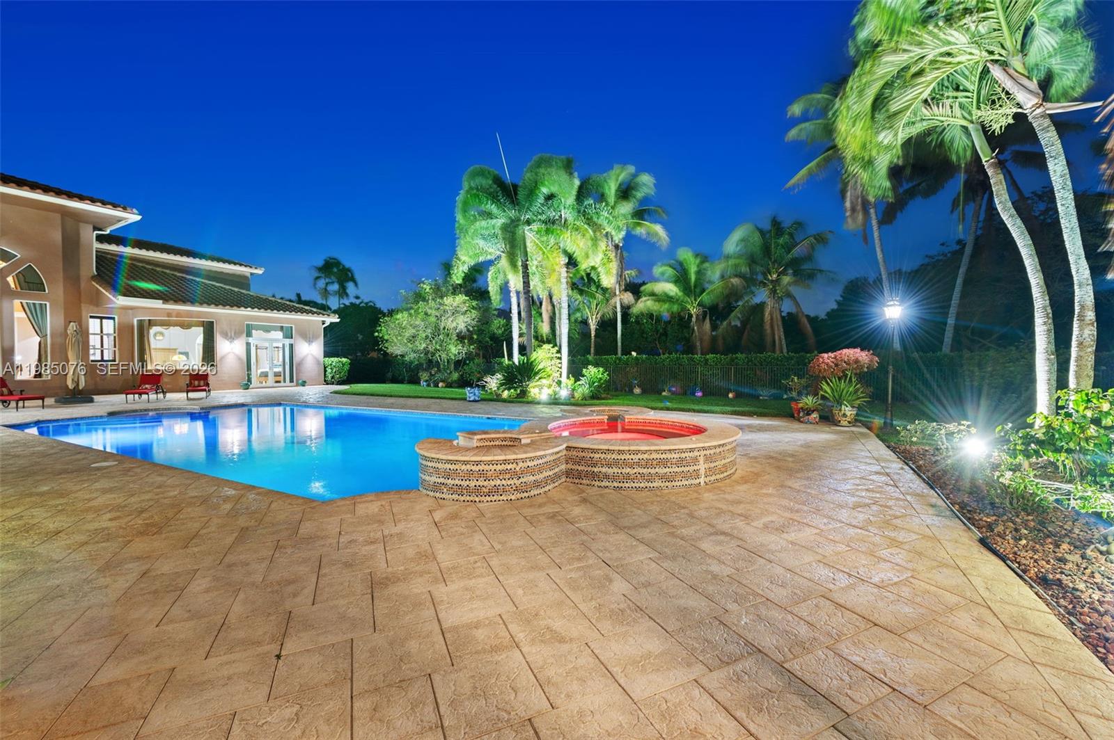 12821 Kapok Lane