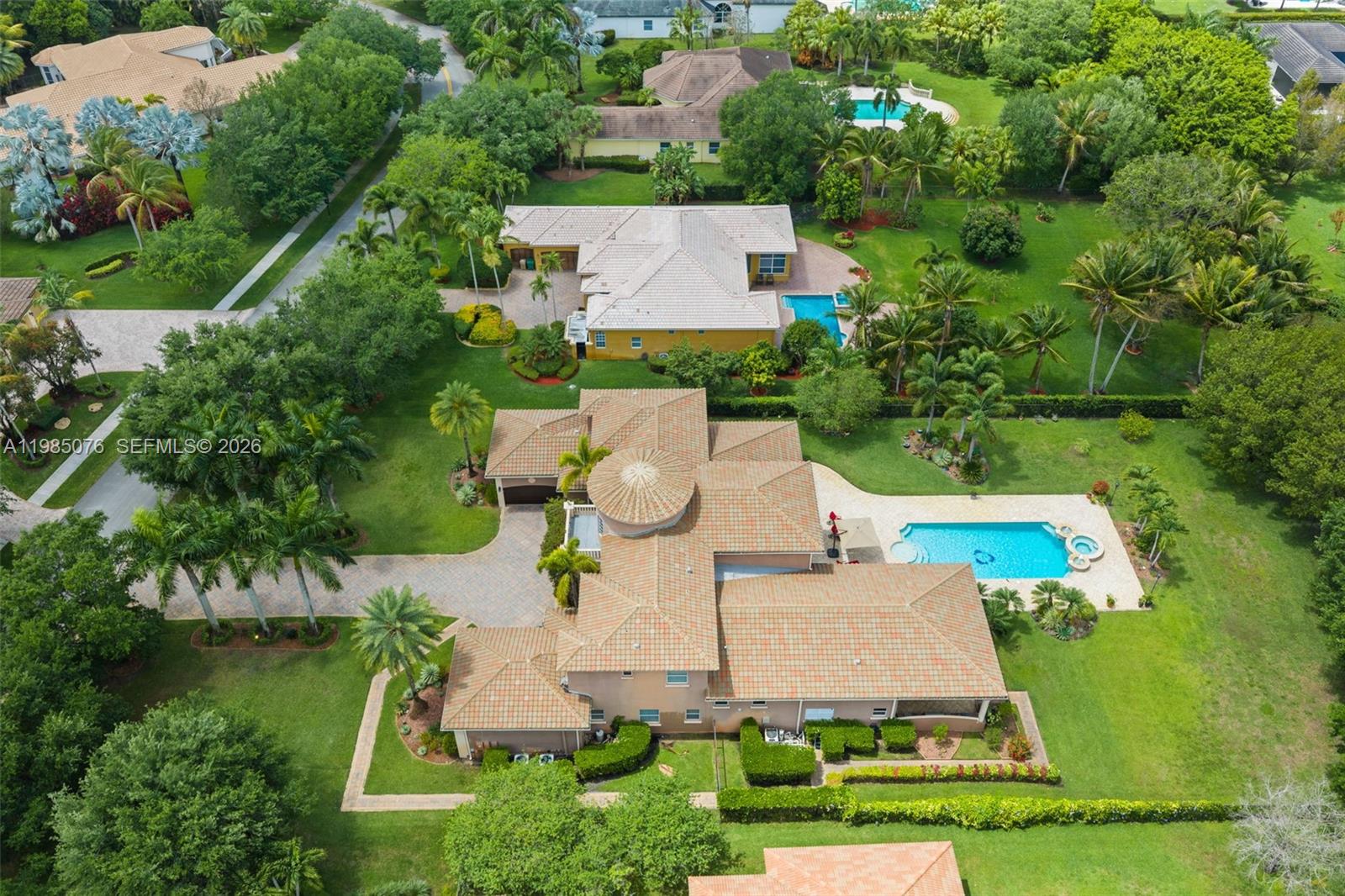 12821 Kapok Lane