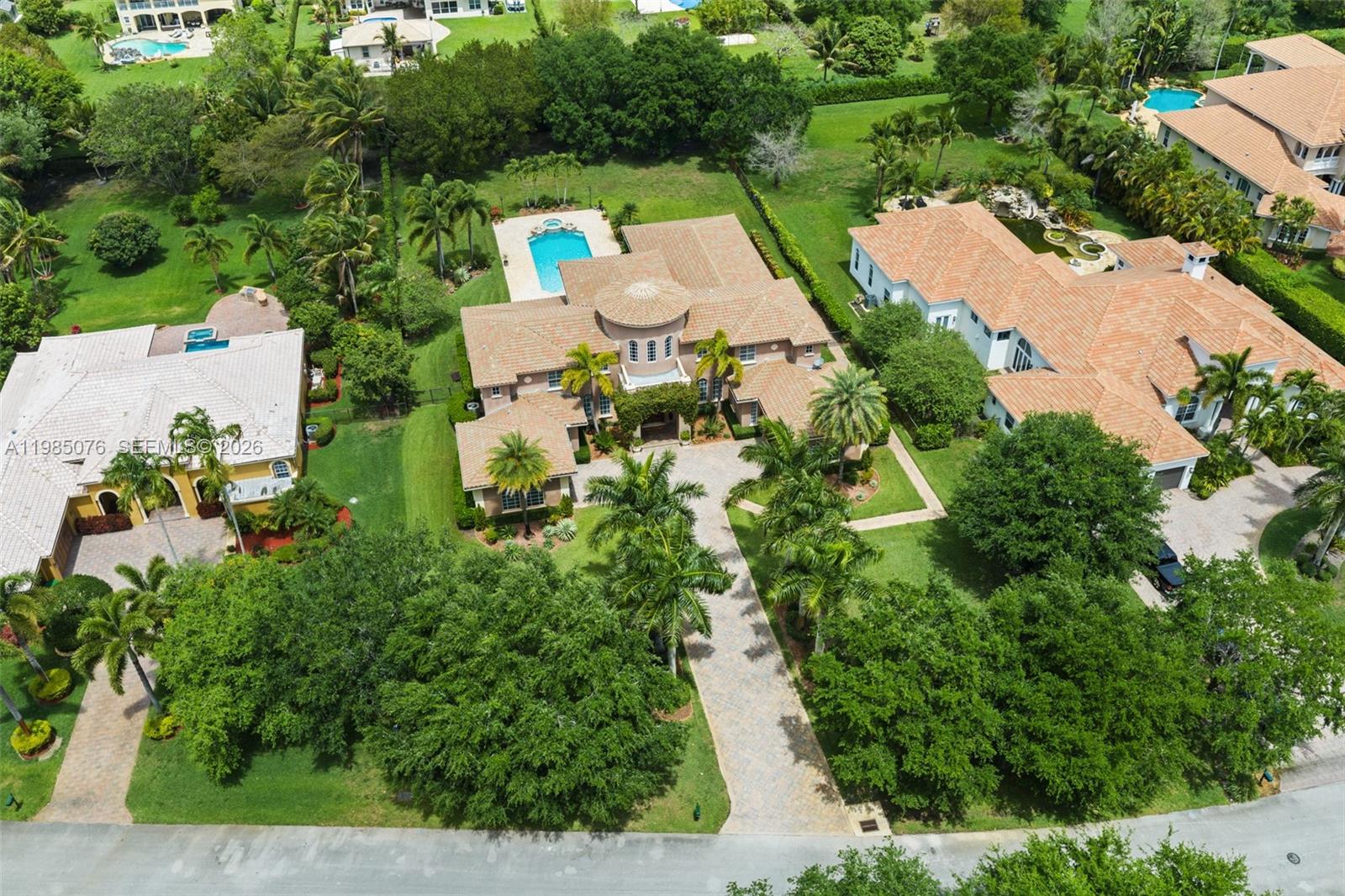 12821 Kapok Lane