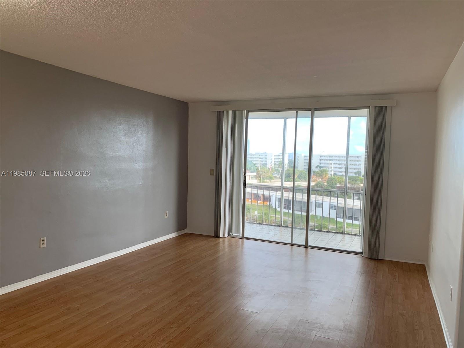 2859 Leonard Drive