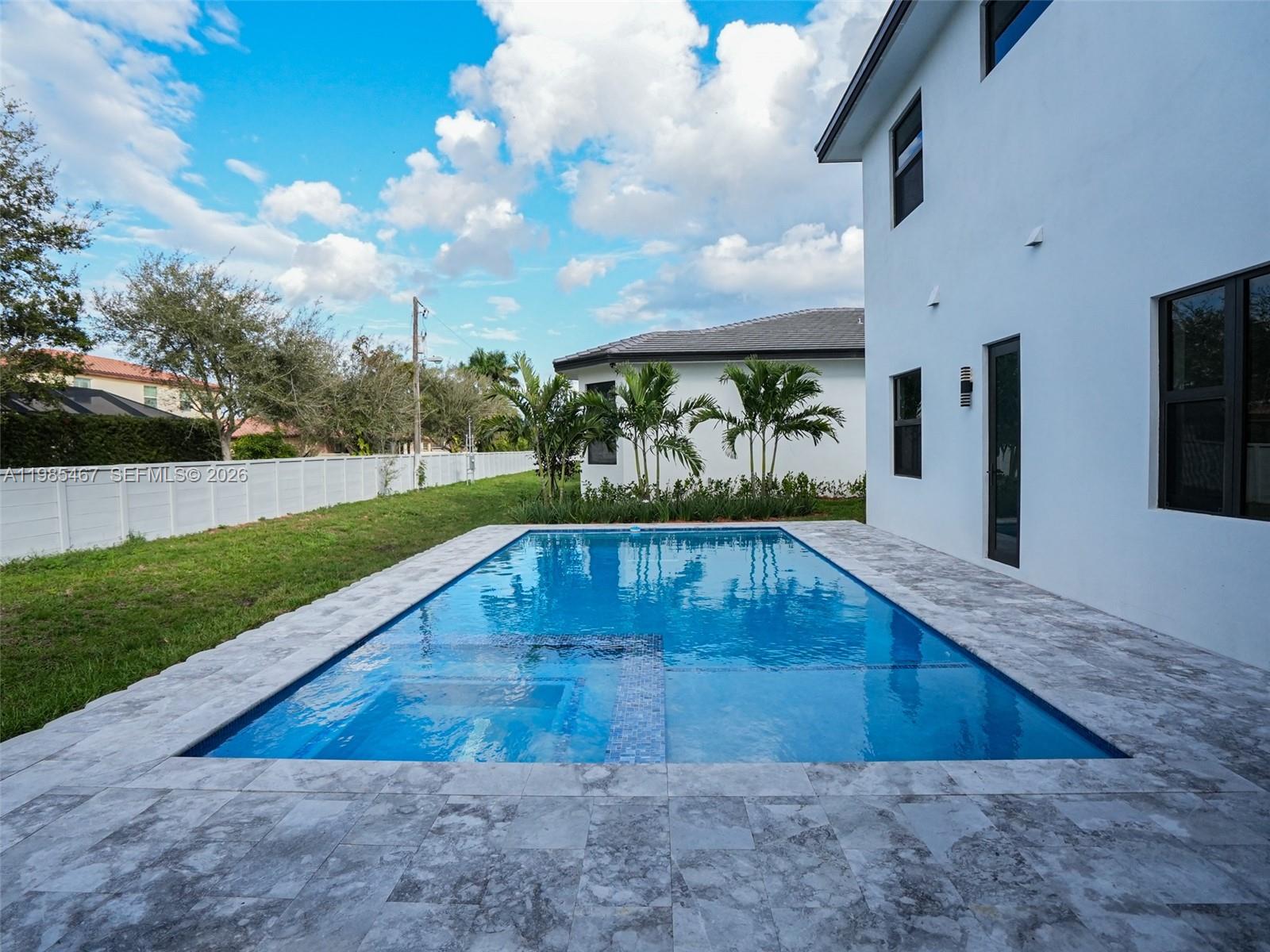 13004 Davie Oaks Drive