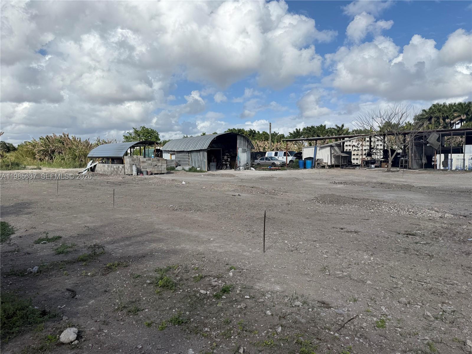 16455 SW 207