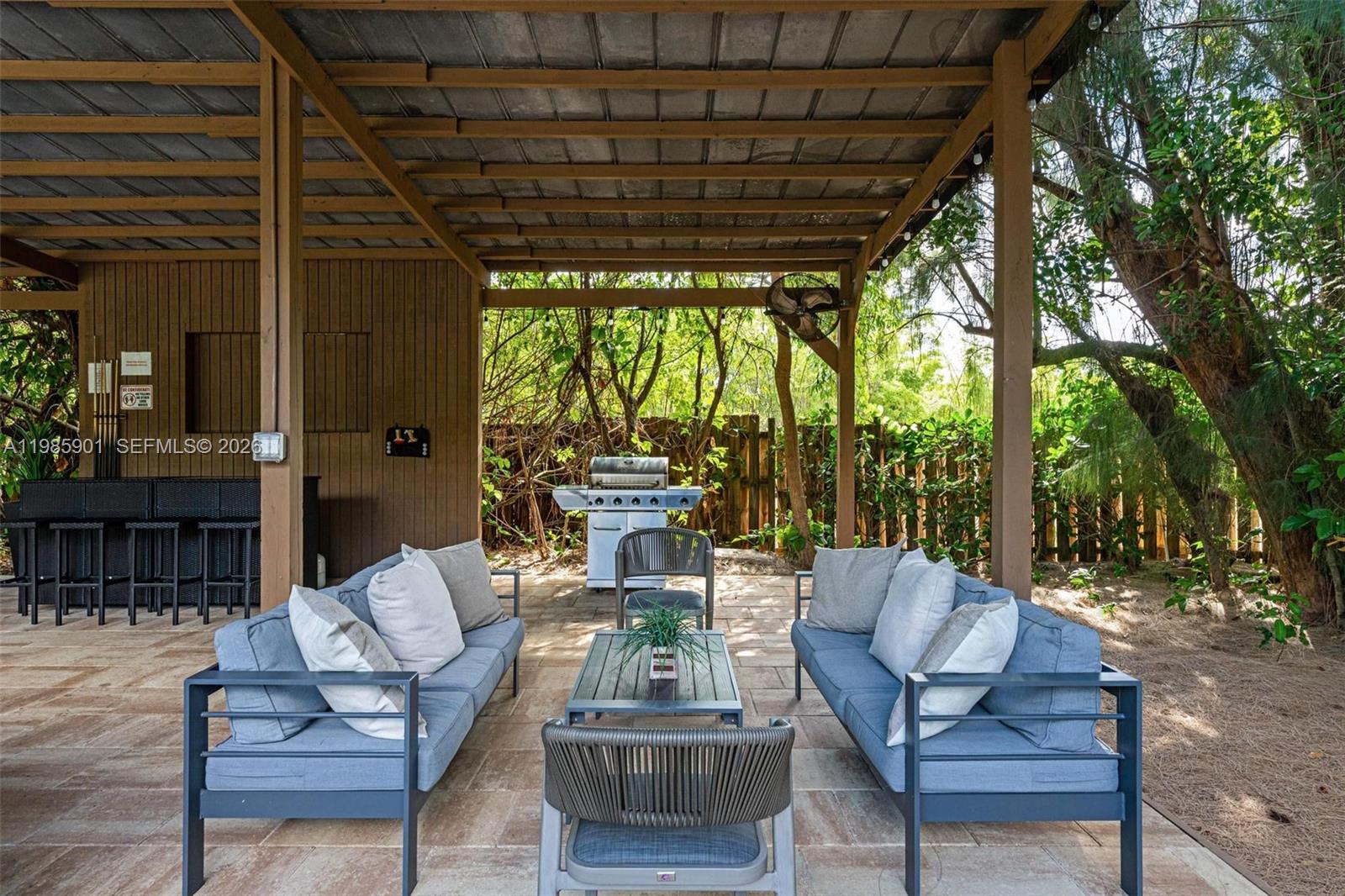 5100 NW 76th Place