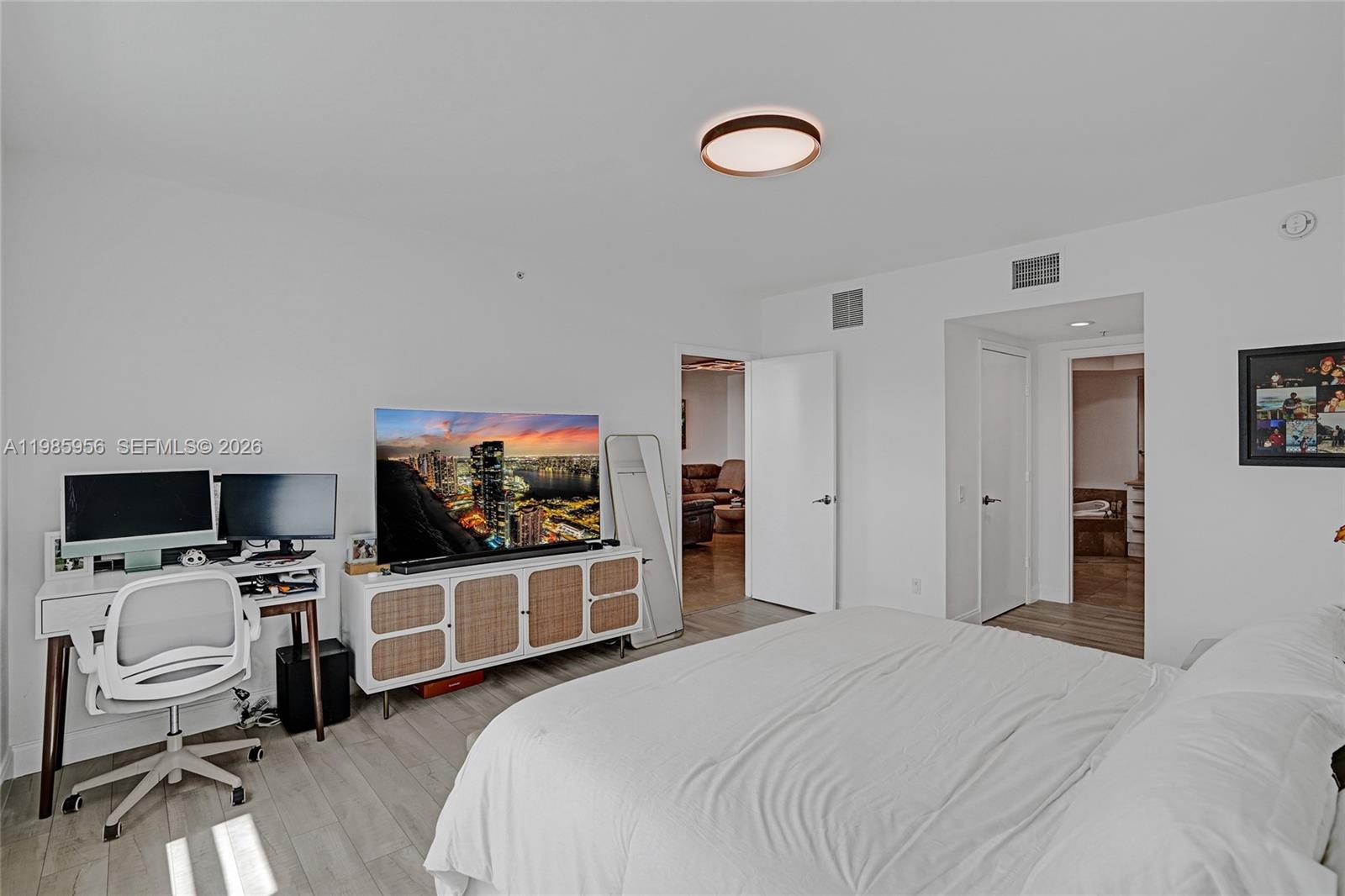 14951 Royal Oaks Lane