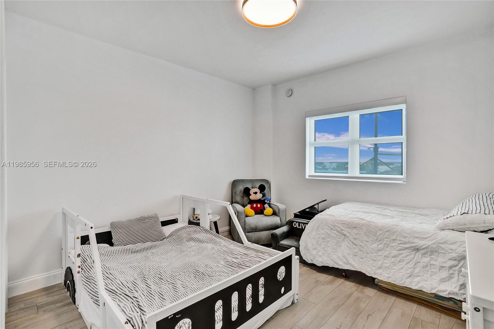 14951 Royal Oaks Lane