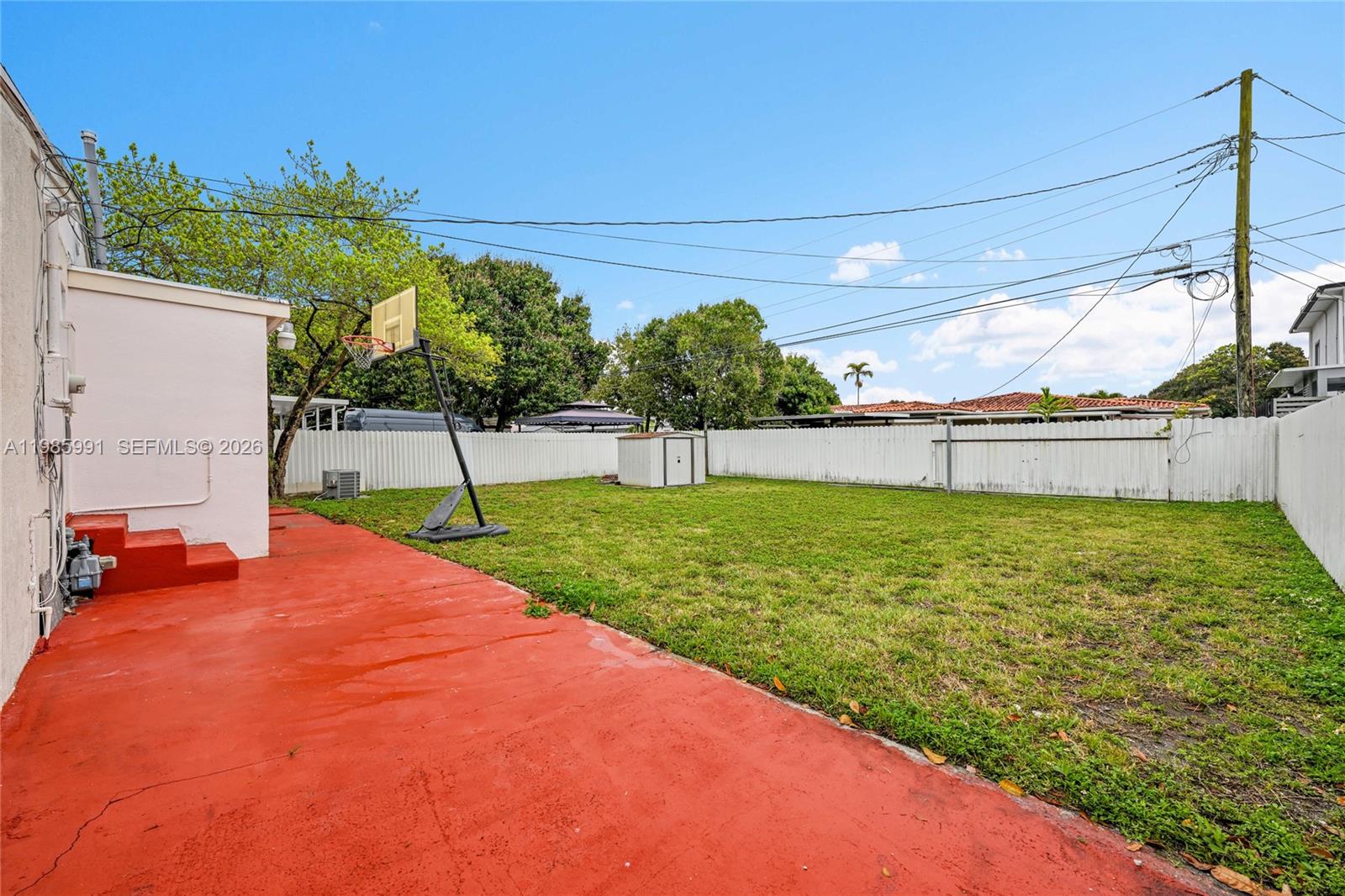 210 E 59th Street