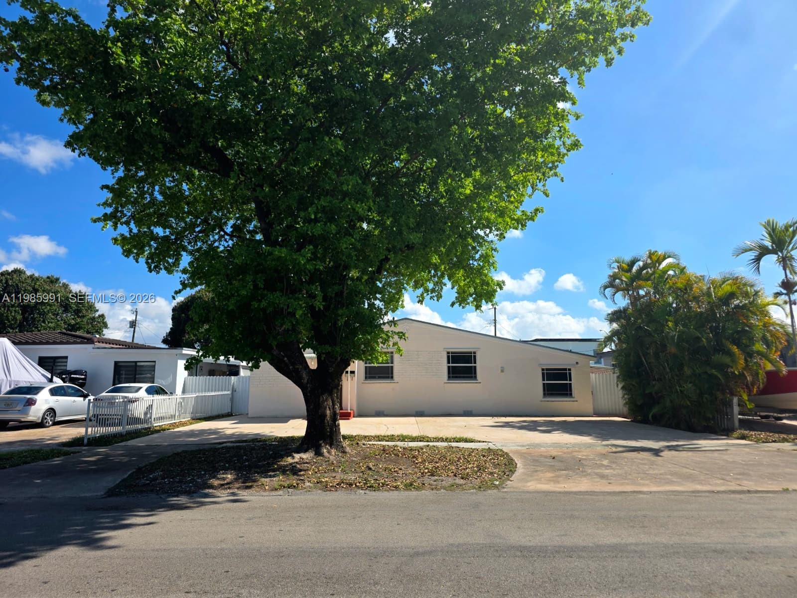 210 E 59th Street