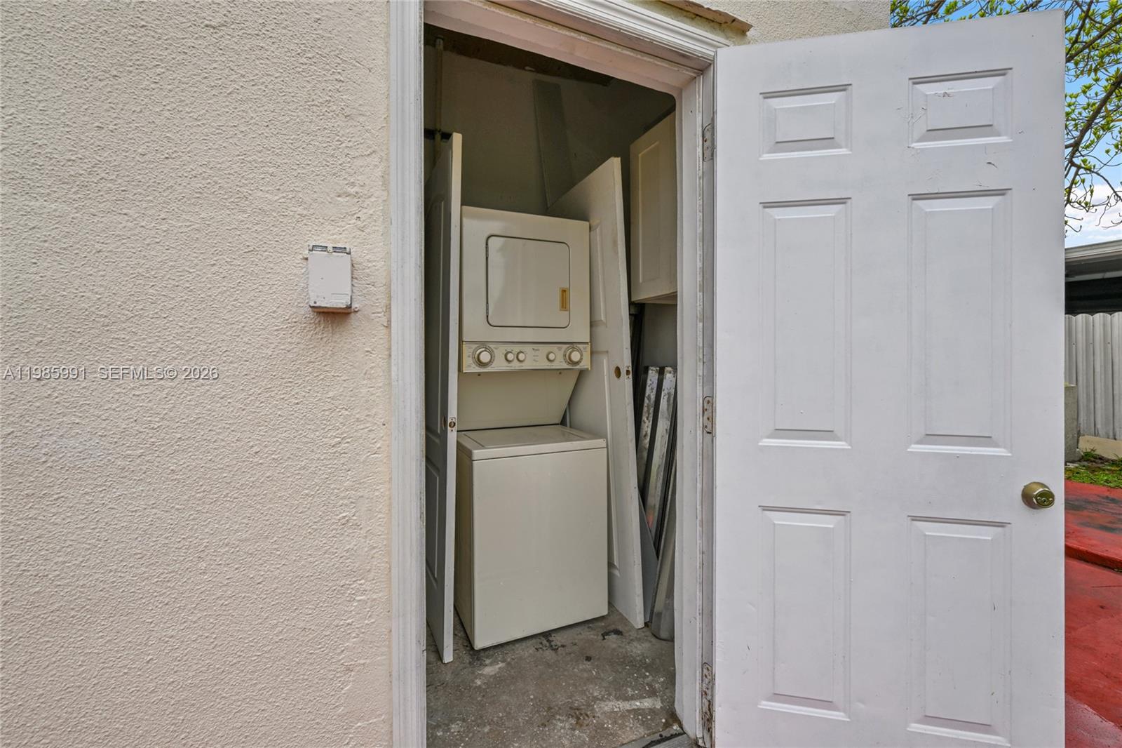 210 E 59th Street
