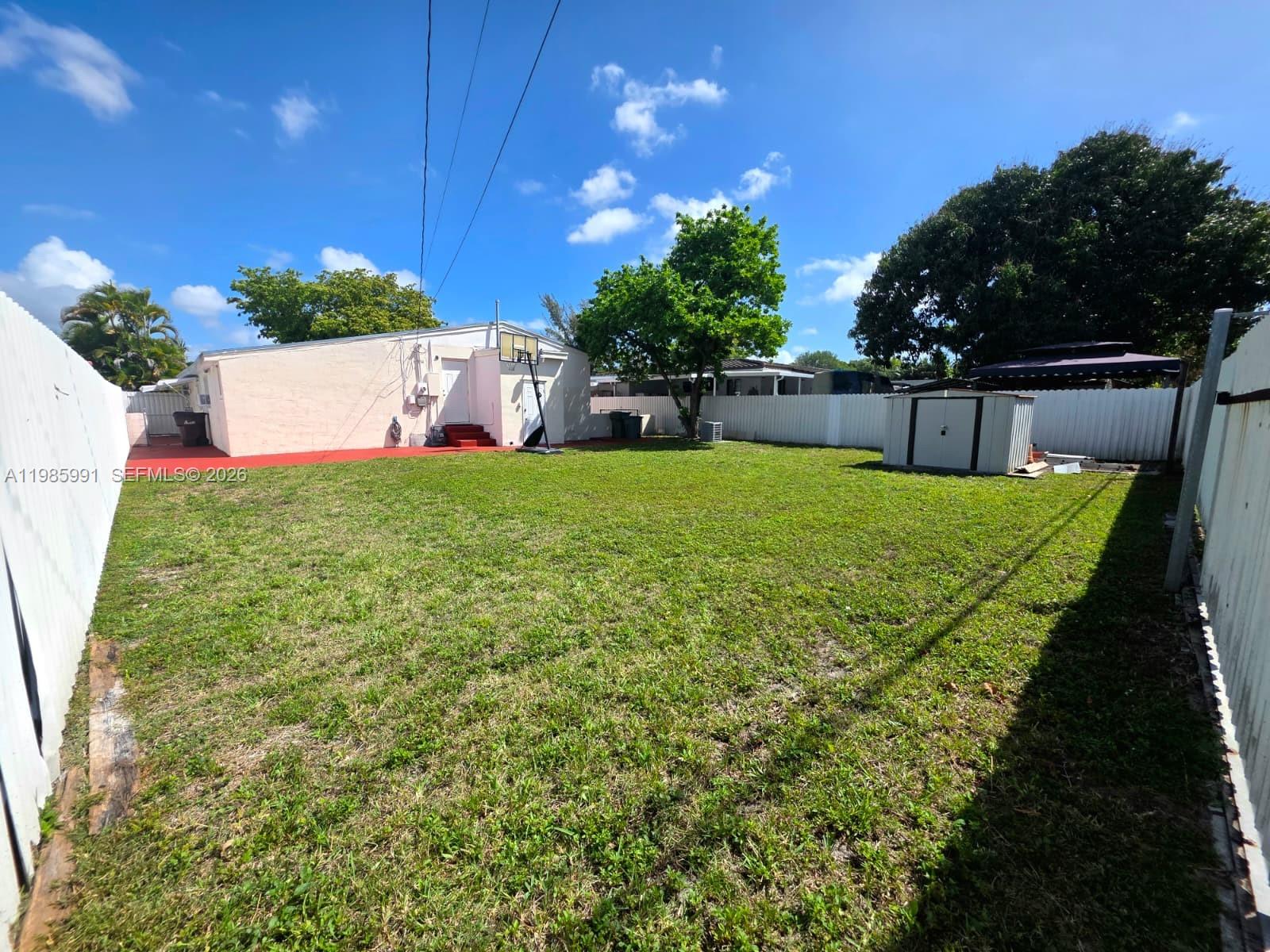 210 E 59th Street