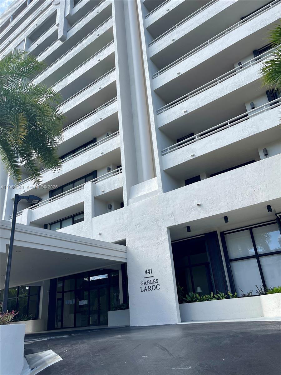 441 Valencia Avenue