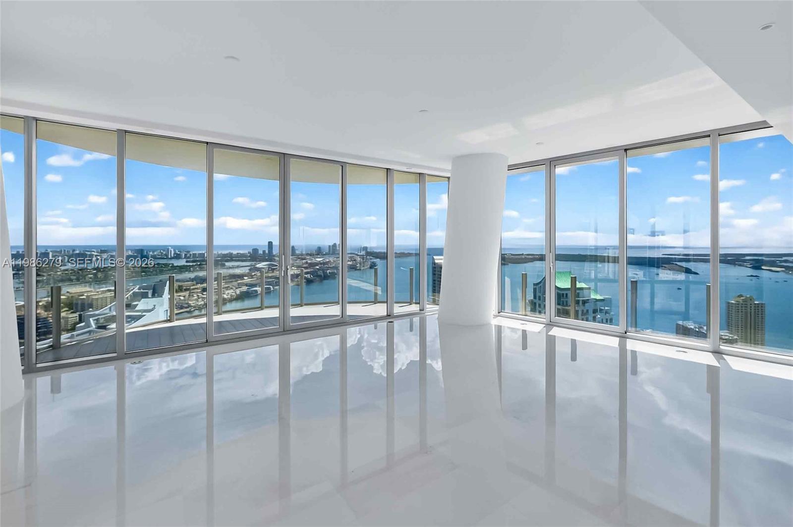 300 Biscayne Blvd Way