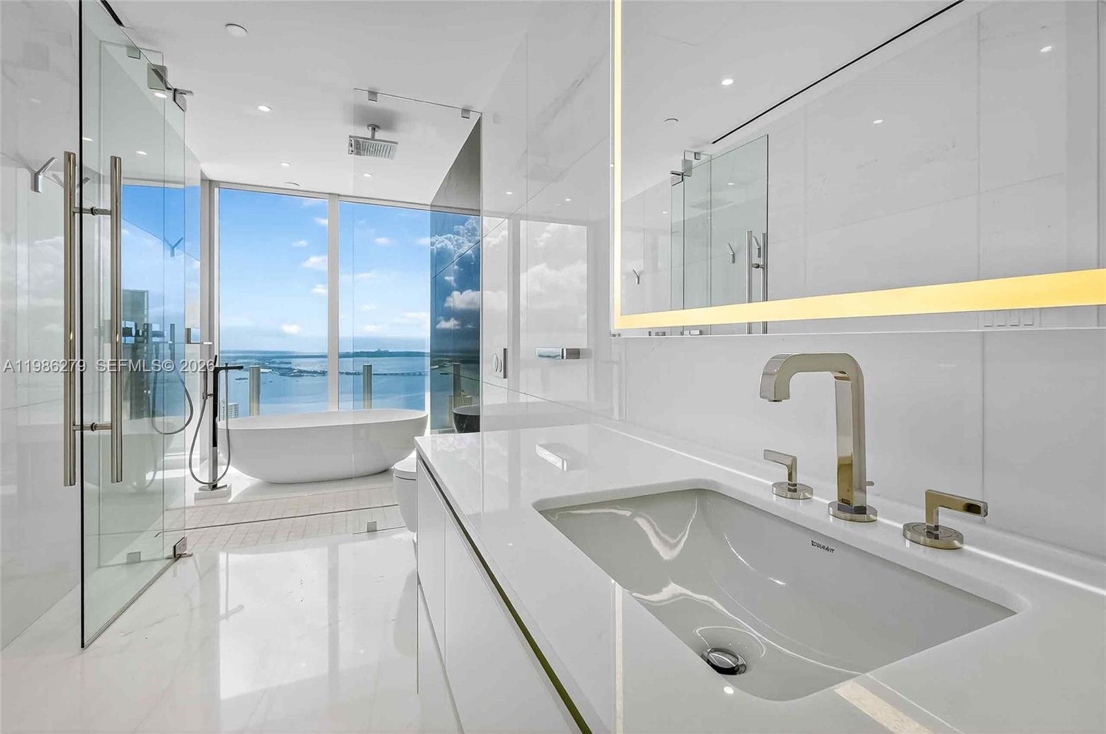 300 Biscayne Blvd Way