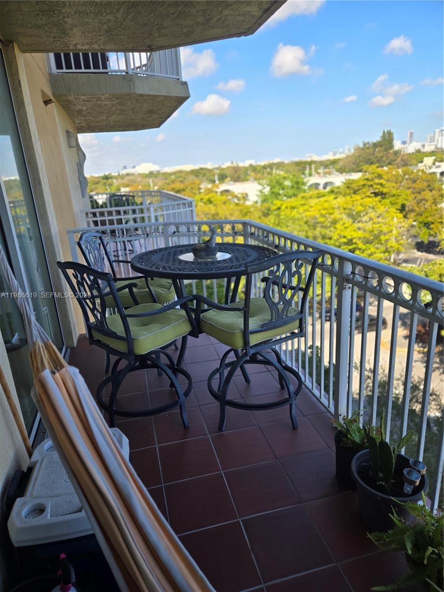 1650 Coral Way