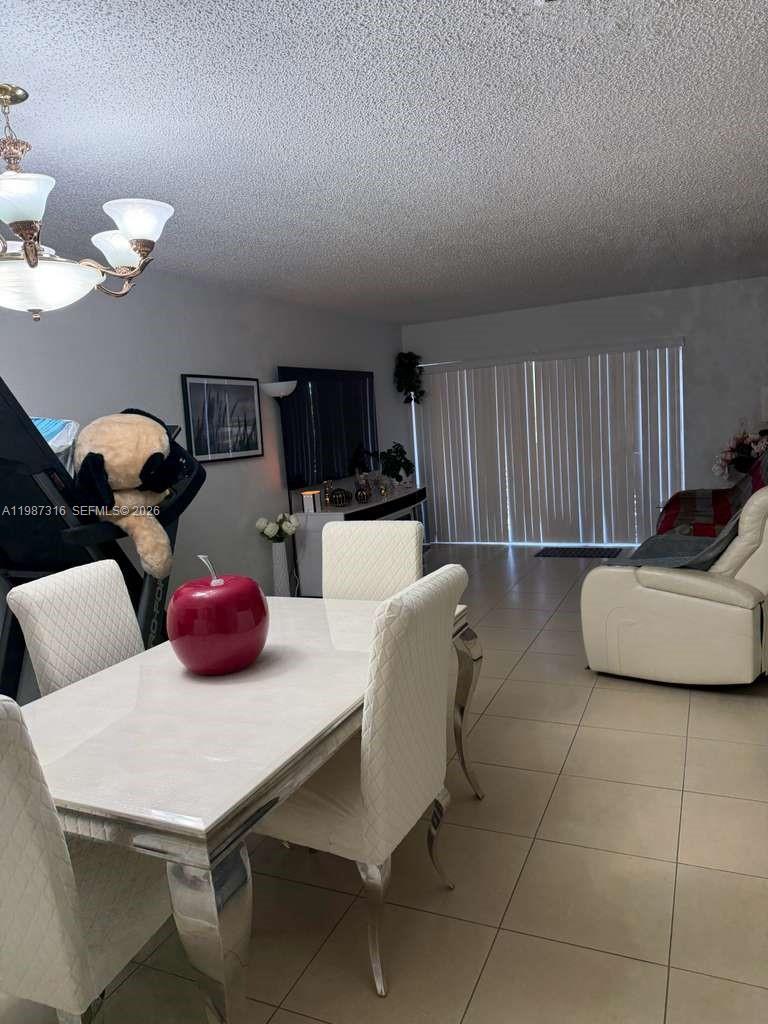 1900 W 68th Street