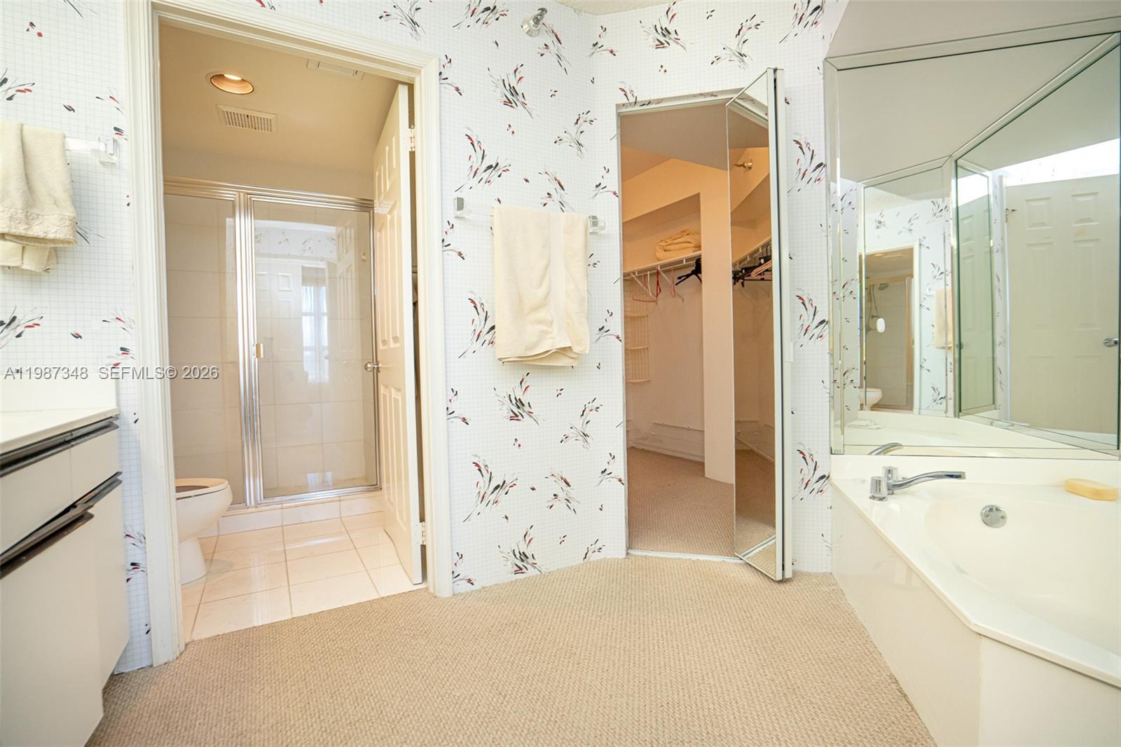 3530 Mystic Pointe Drive