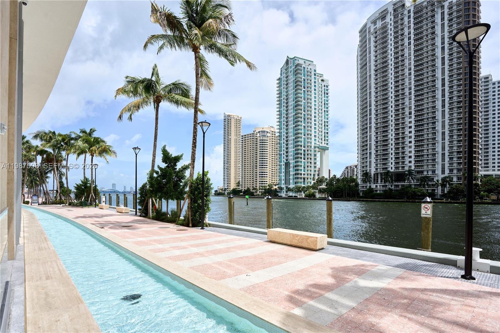 300 Biscayne Blvd Way