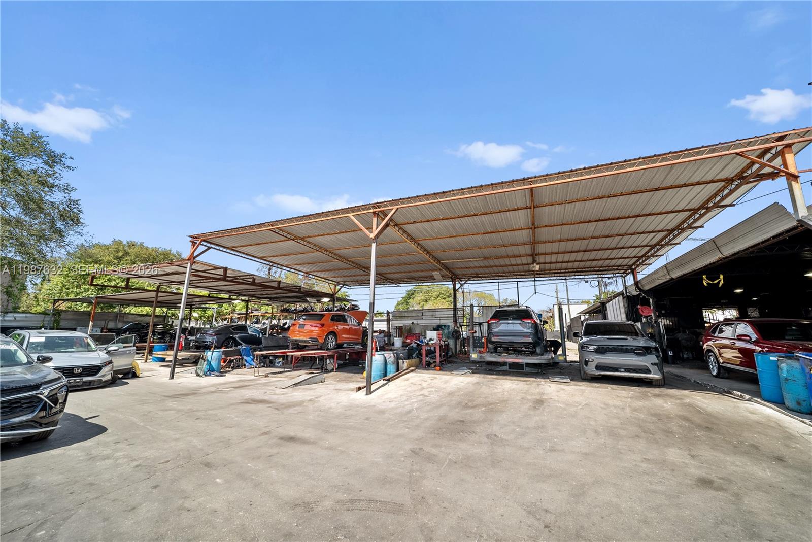 5700 NW 27th Avenue