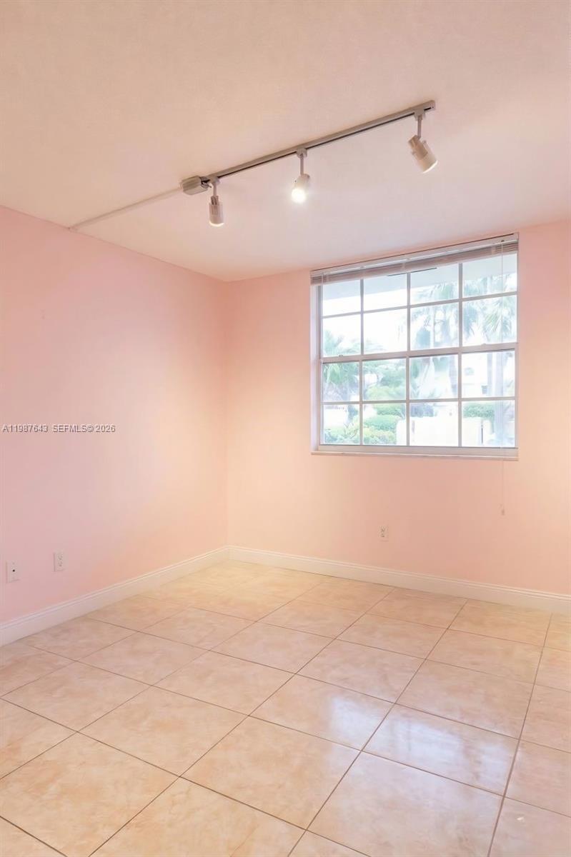 5055 NW 7th Street