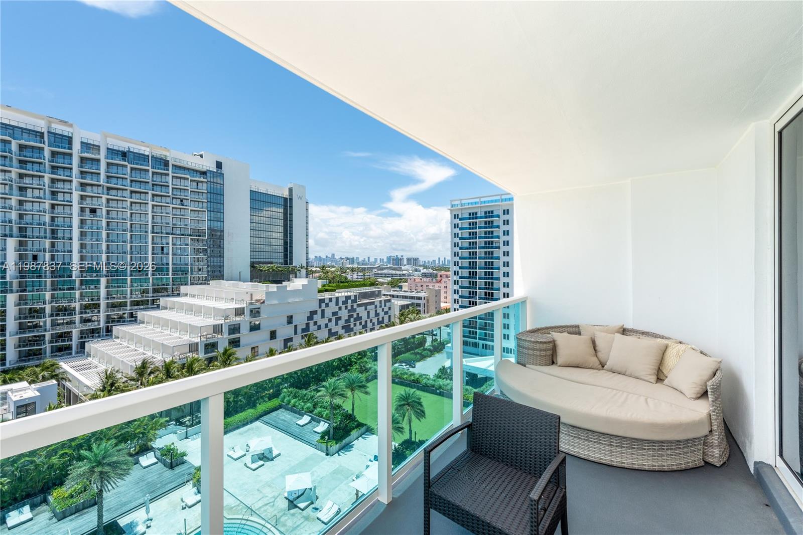 2301 Collins Avenue