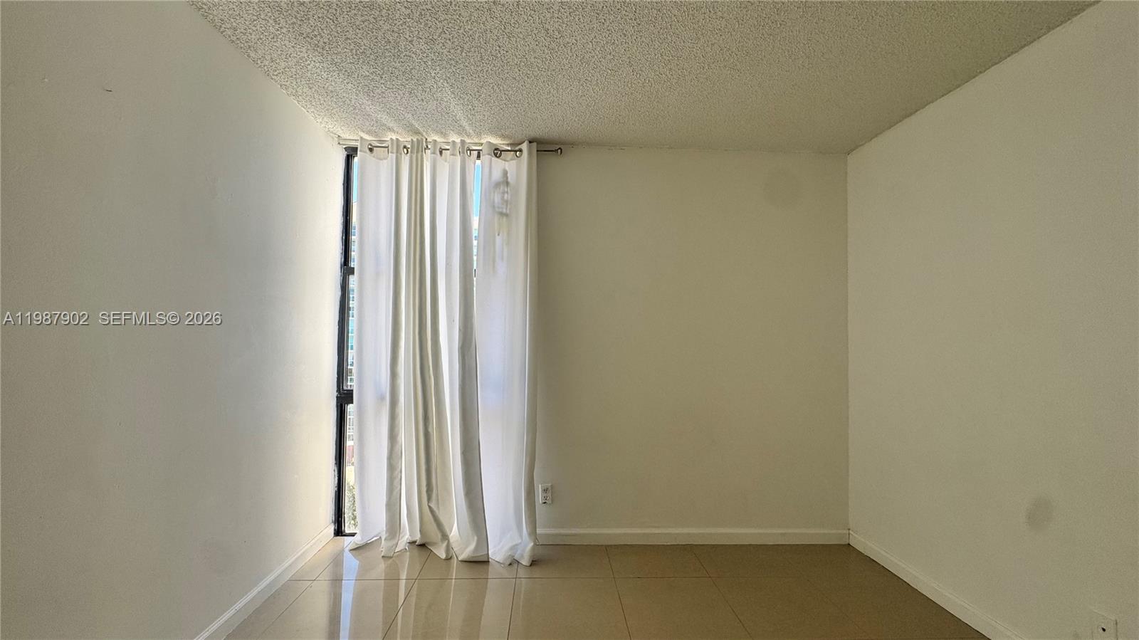 17021 N Bay Road