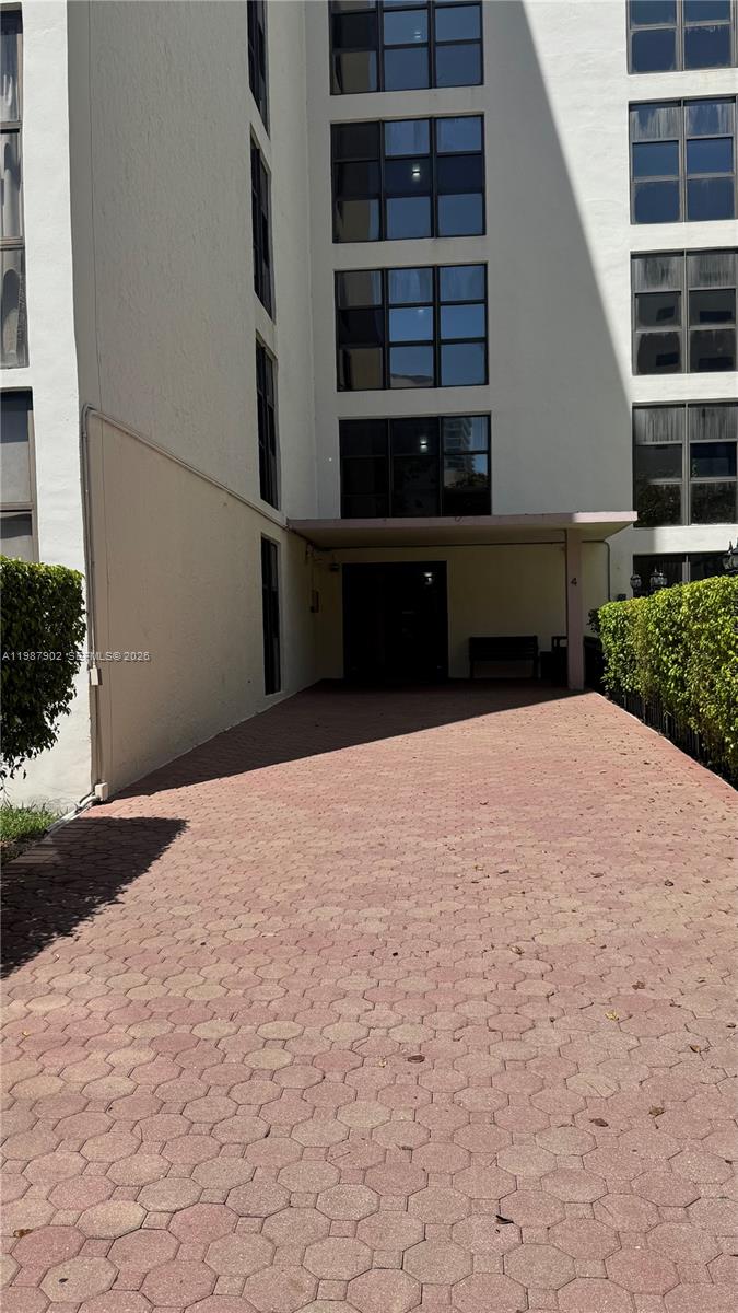 17021 N Bay Road