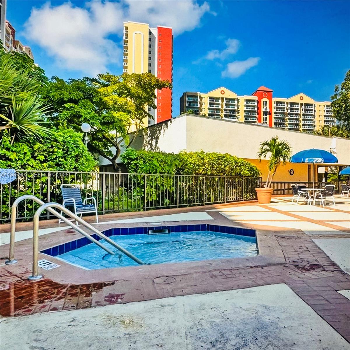 17021 N Bay Road