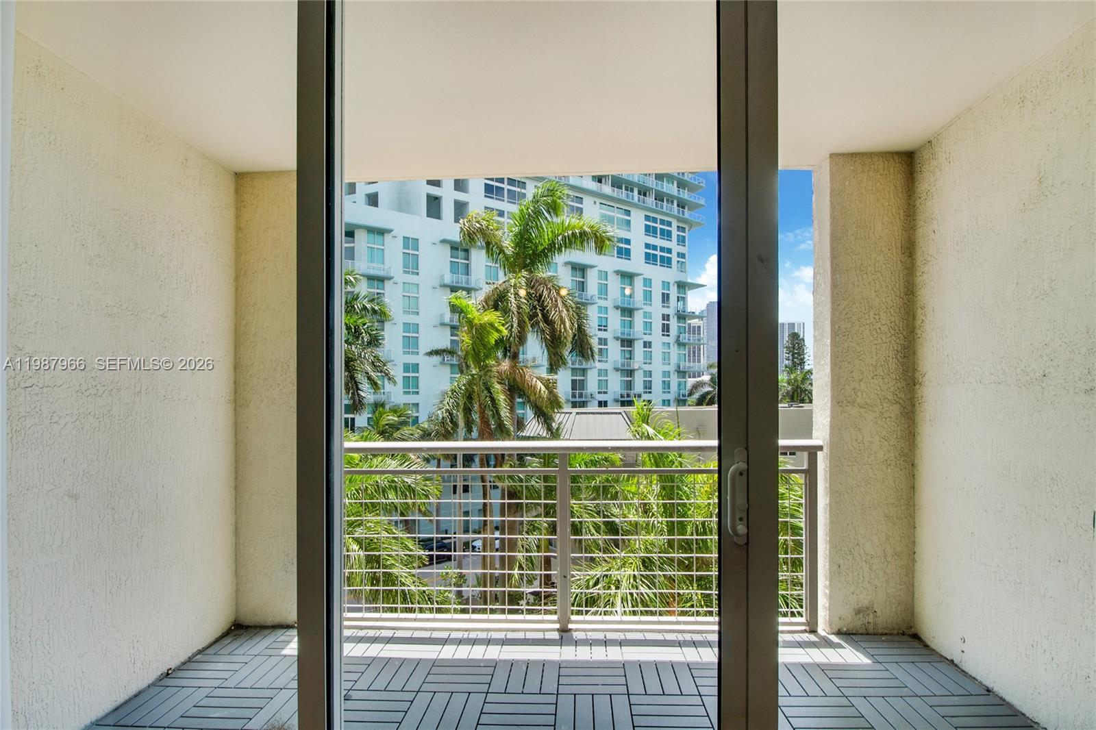 2000 N Bayshore Drive